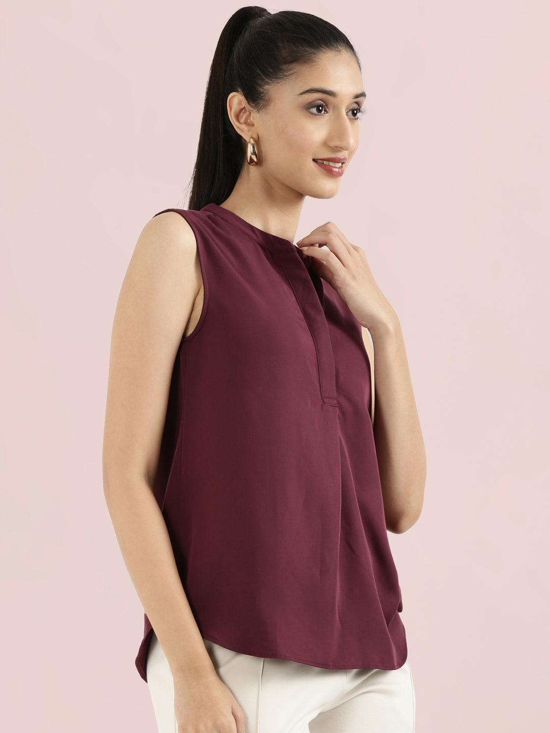 Rayon Mandarin Collar Sleeveless Top