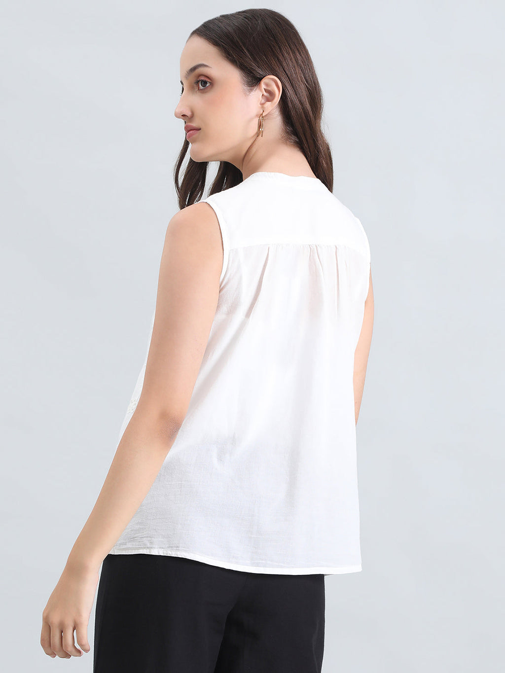 Cotton Embroidered Mandarin Collar Hakoba Blouse