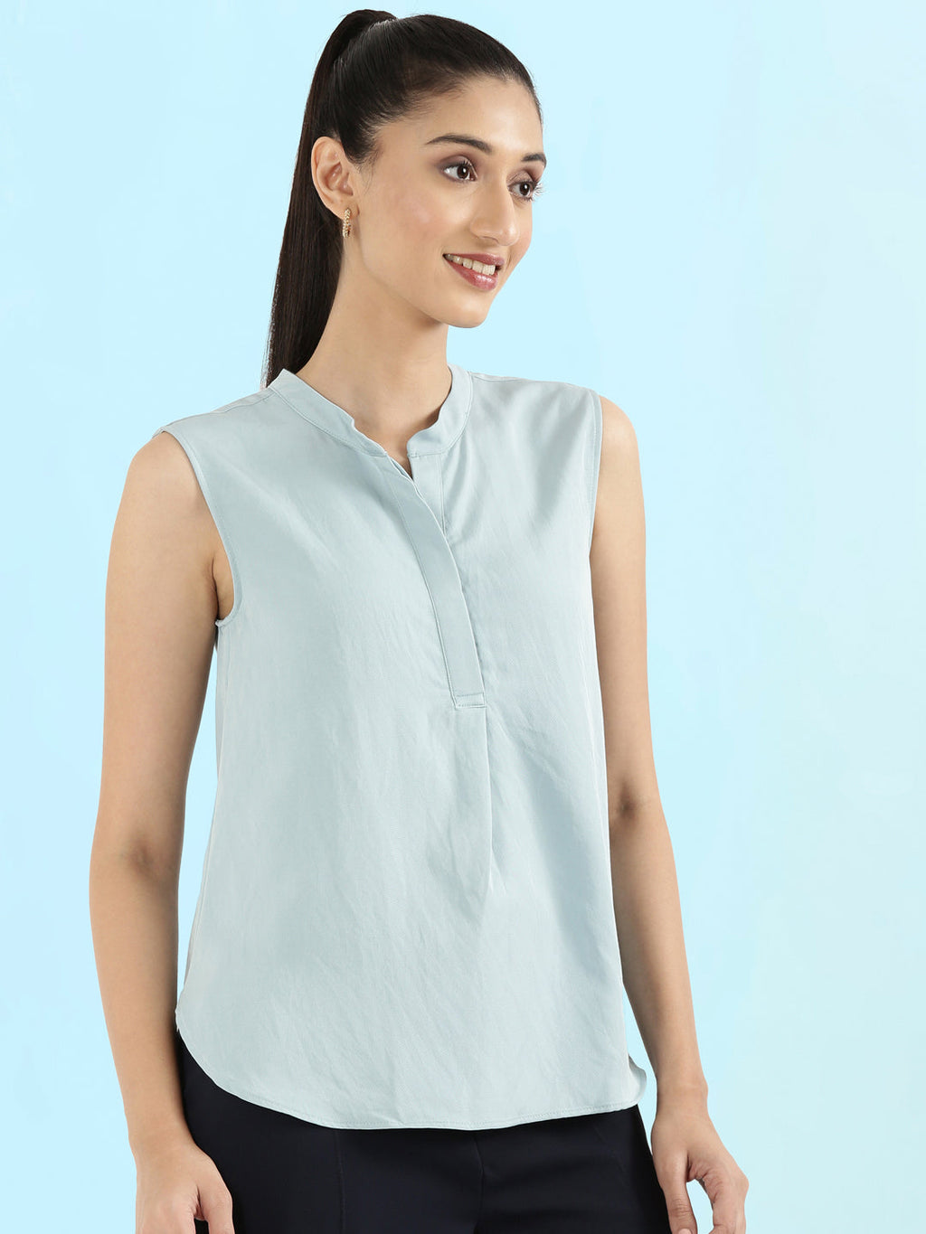 Rayon Mandarin Collar Sleeveless Top