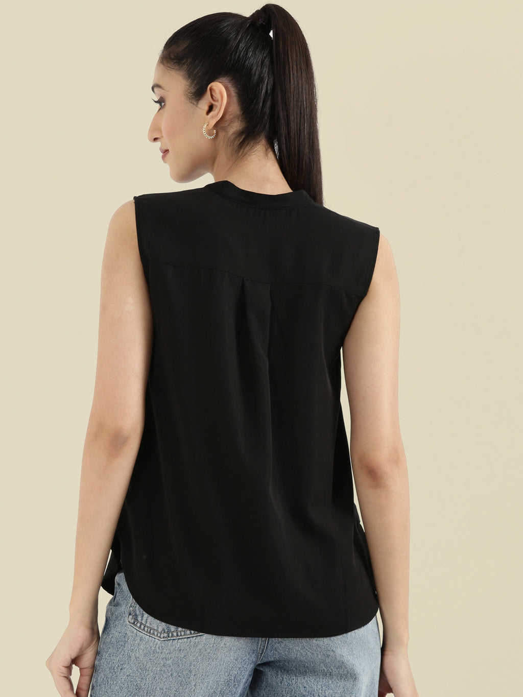 Rayon Mandarin Collar Sleeveless Top
