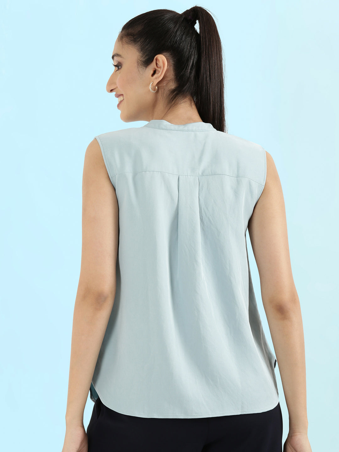 Rayon Mandarin Collar Sleeveless Top