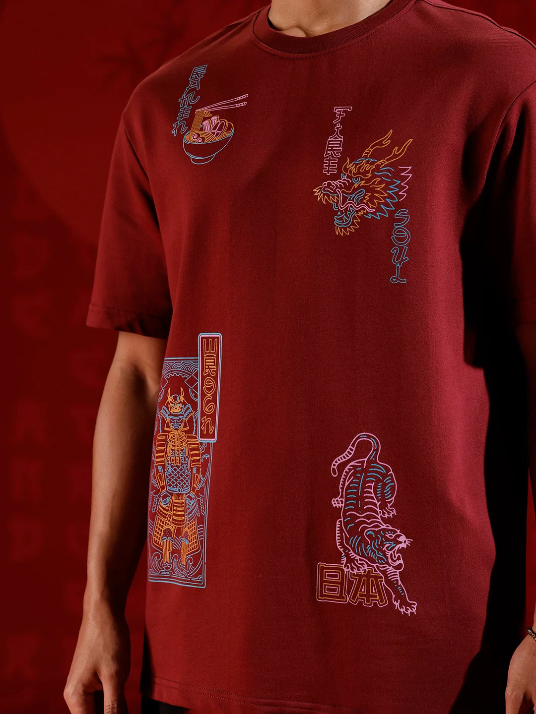 Oversize tshirt with warrior motif prints | Maroon
