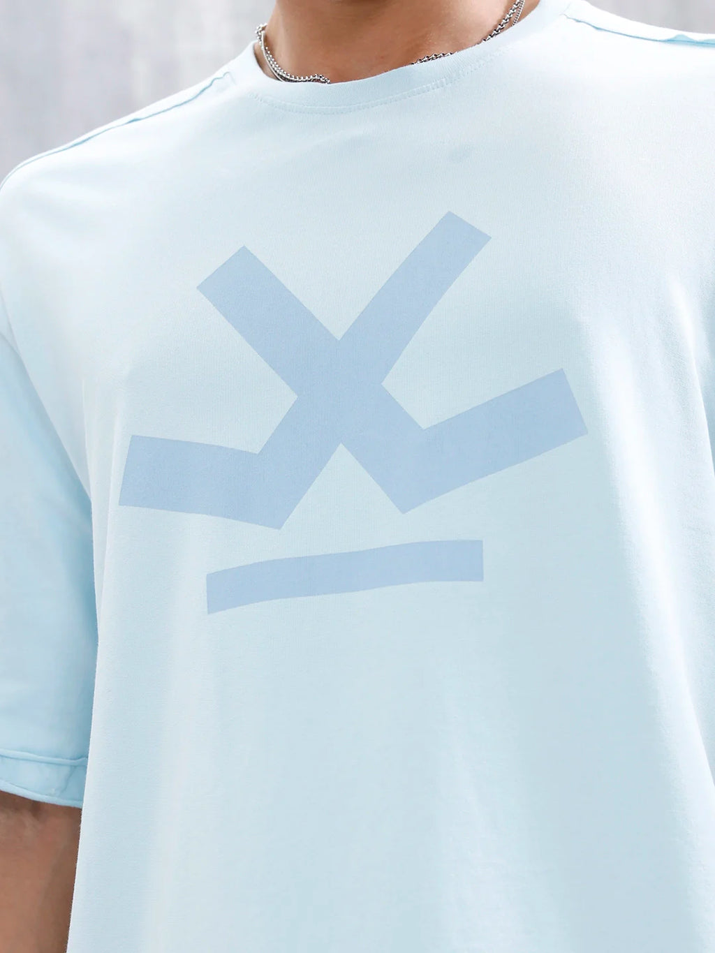 Wrogn Logo Raw-Edged Tee | Light Blue