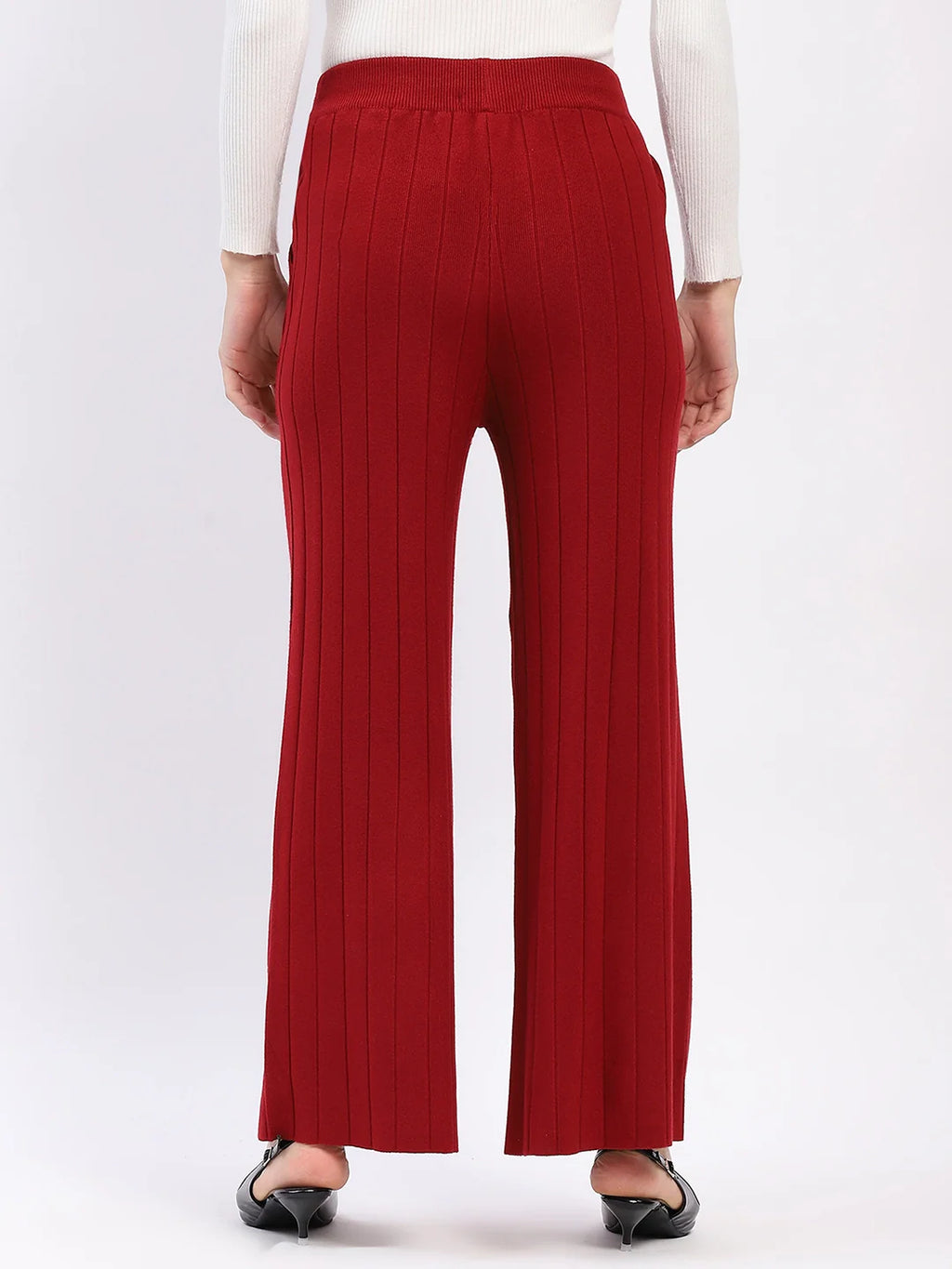 Effortless Winter Knit Pants