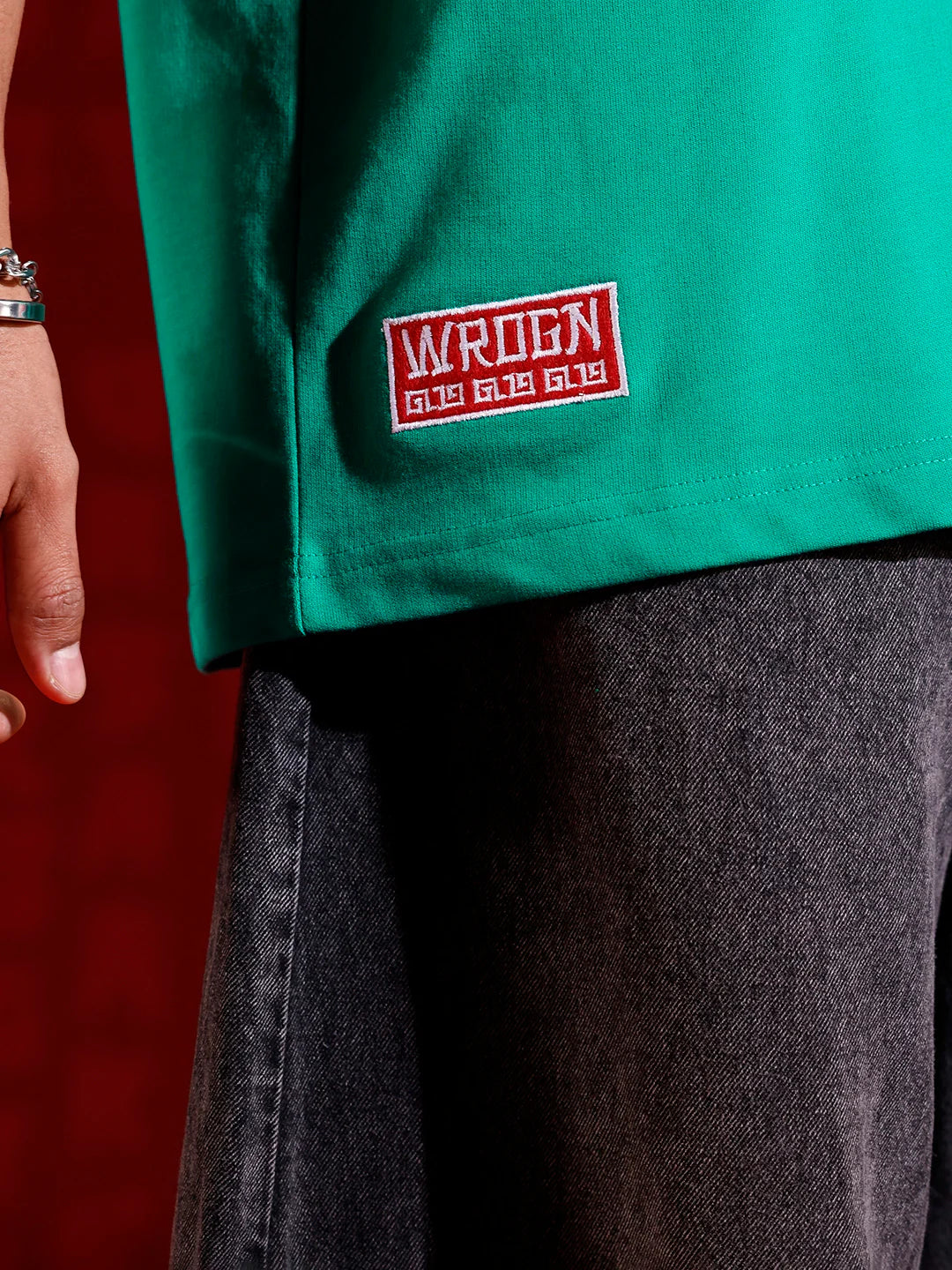 Oversized T-shirt with embroidered chest detail | Green