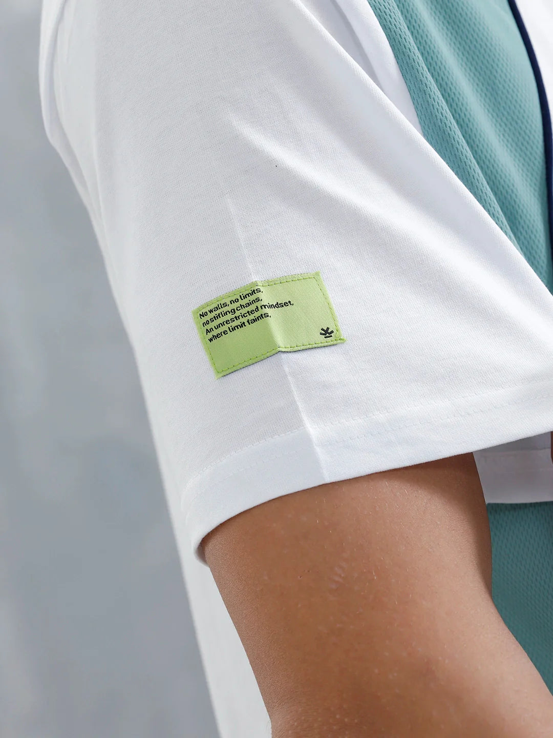 Casual Men Sporty Look Oversized Fit Tee With Print | White