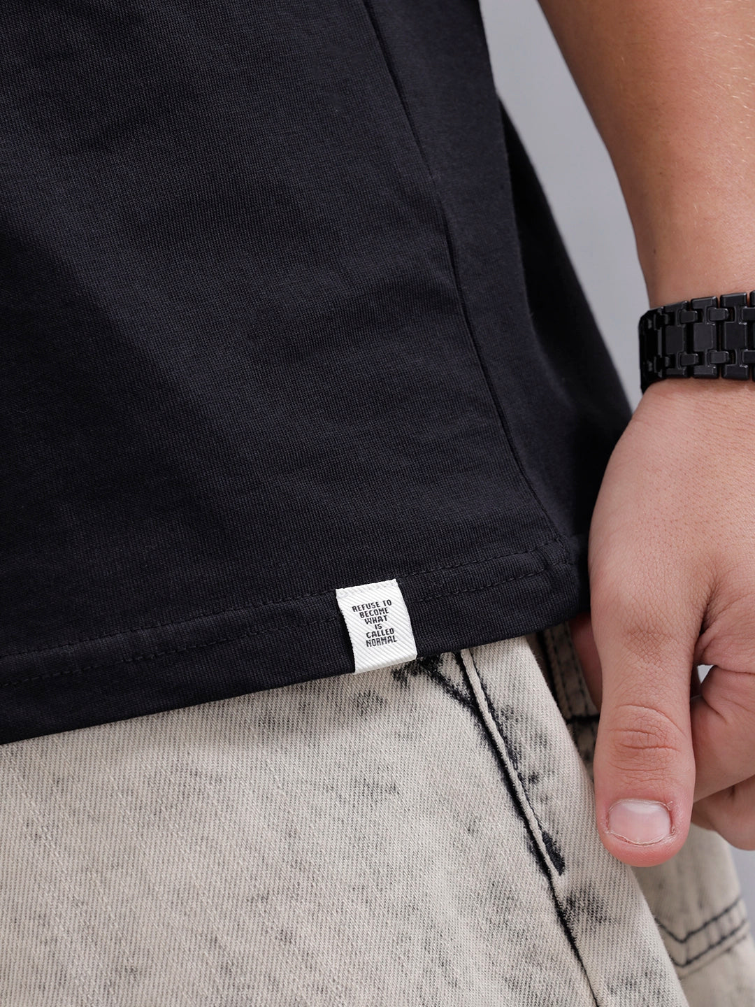 Casual Men Oversized Fit Tee With Graphic | Black