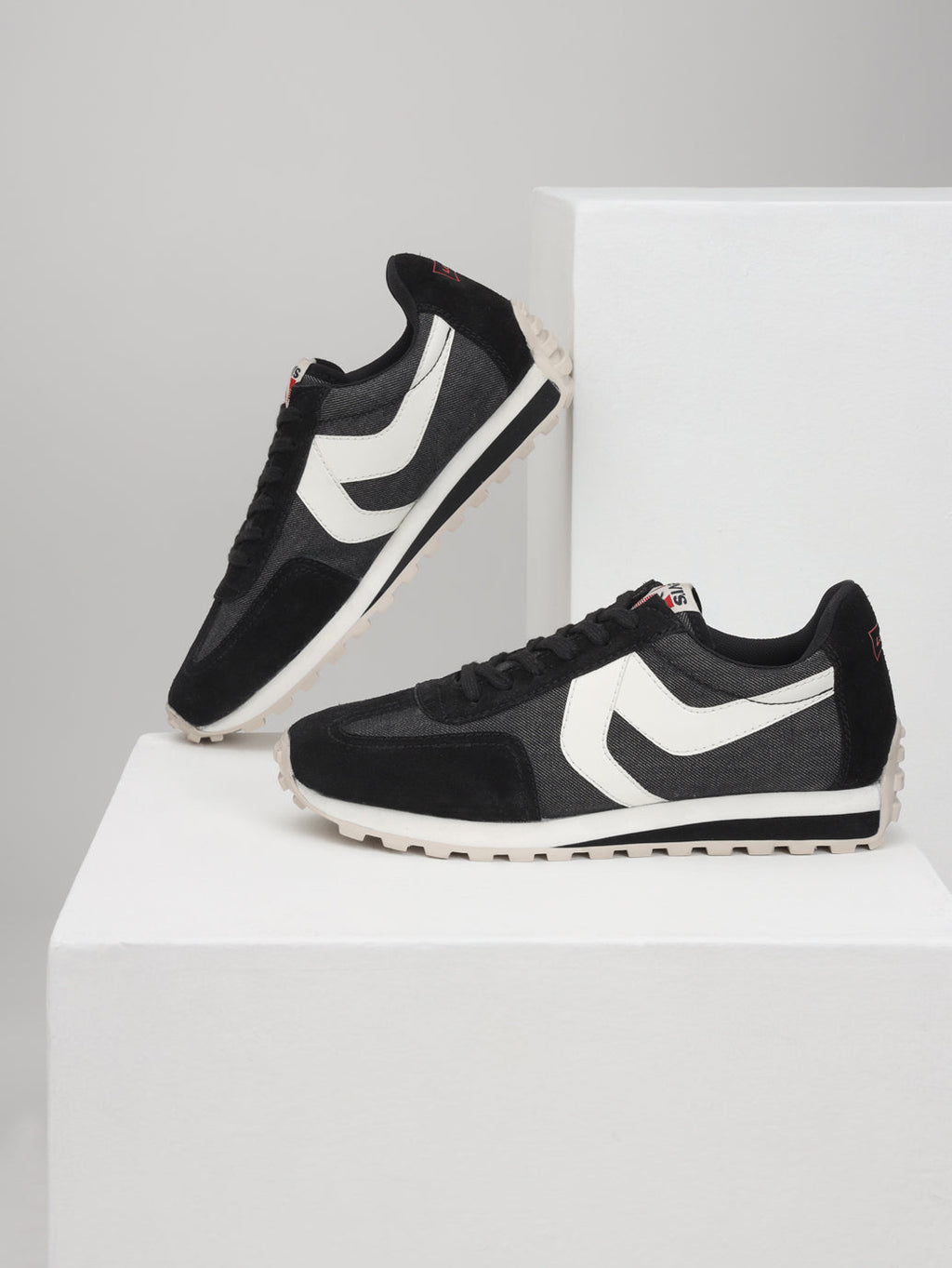 Men's Black Colorblock Sneakers