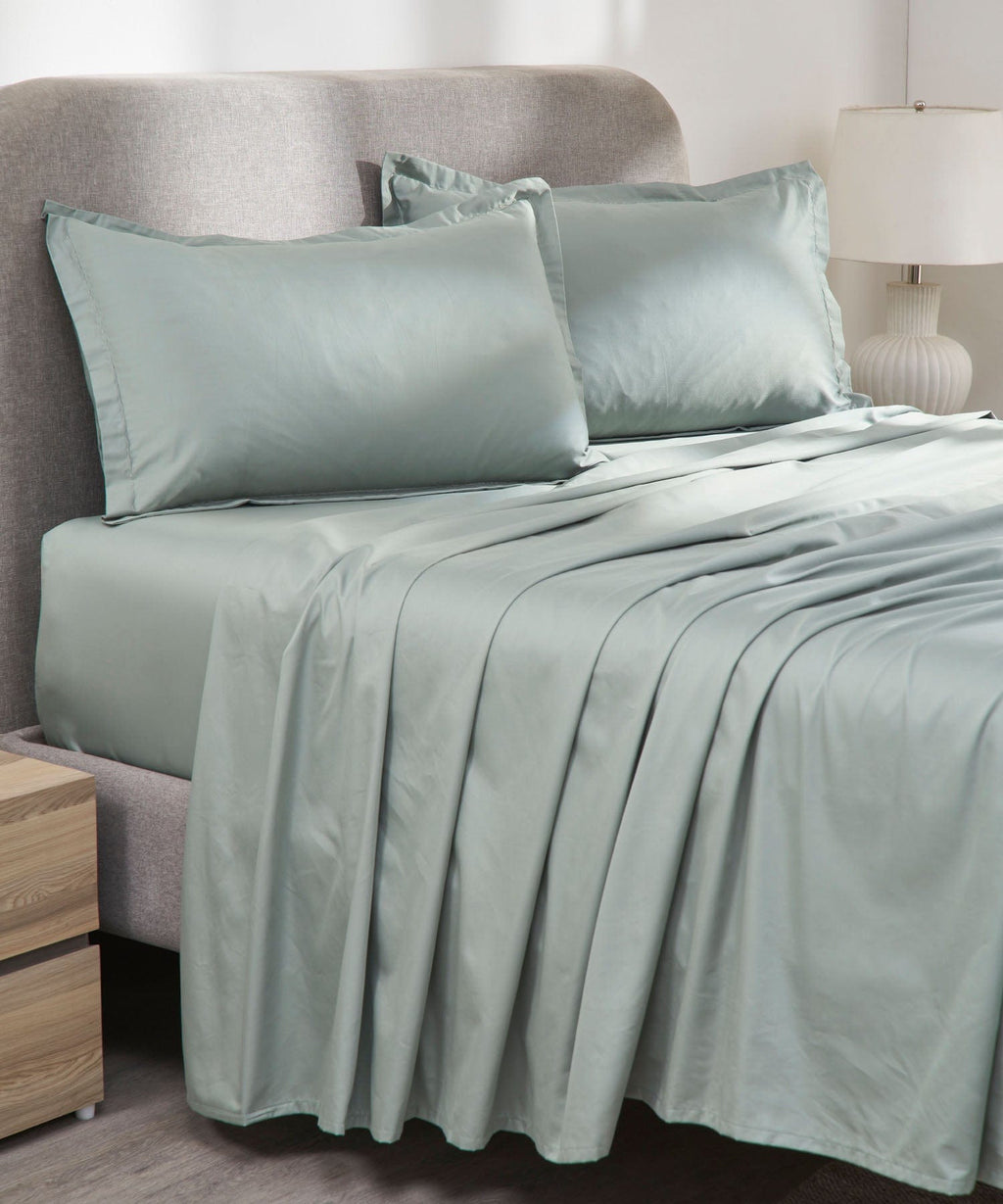 Indulgence Solid King Bedsheet, Teal- Mist |300 TC Cotton|2 Pillow Covers|Thermal Regulation