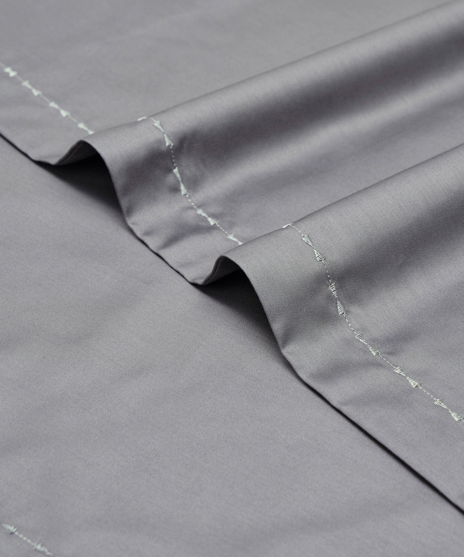 Indulgence Solid King Bedsheet, Teal- Mist |300 TC Cotton|2 Pillow Covers|Thermal Regulation