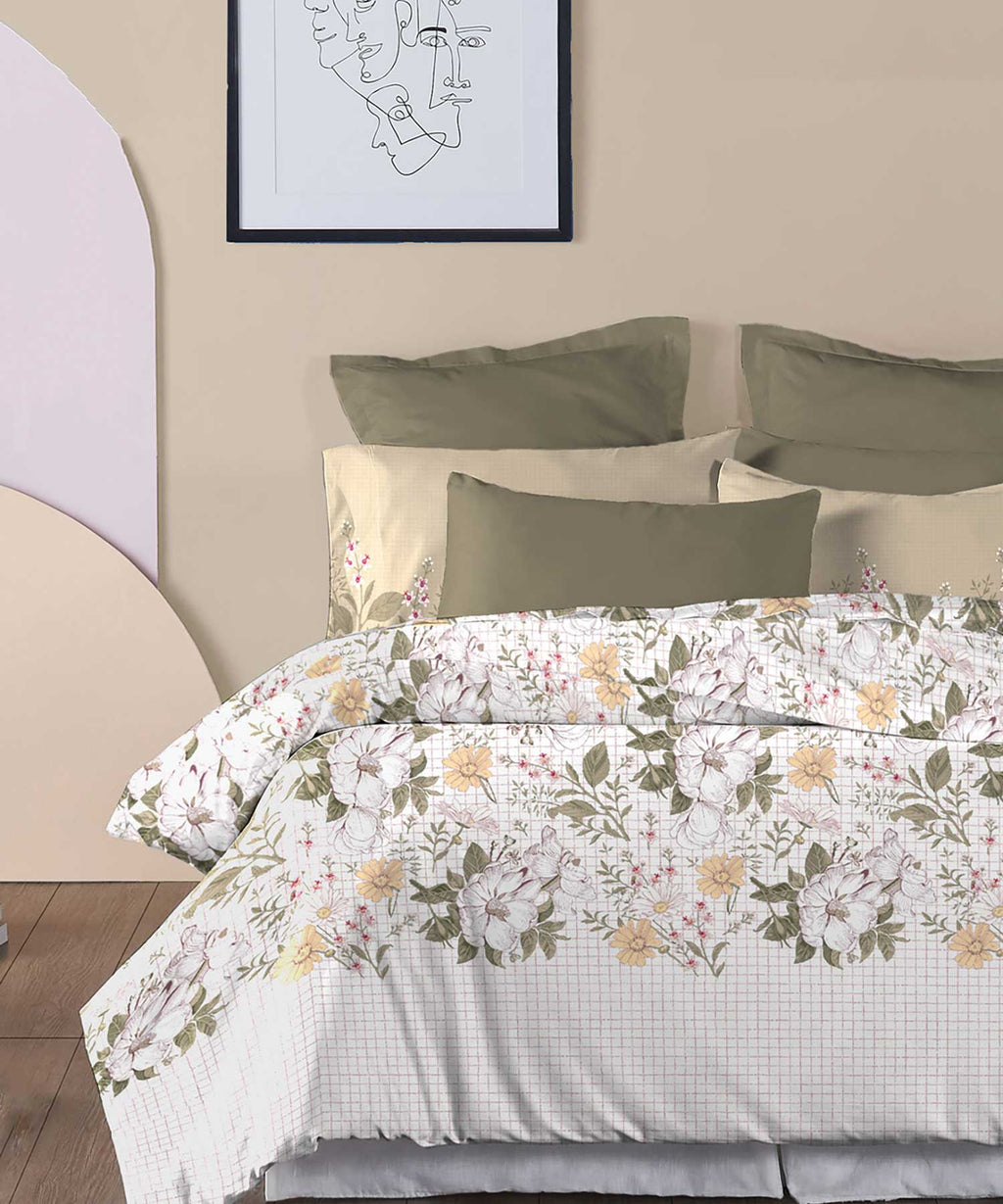 Soft Comfort King Bedsheet Set, Backyard| 210 TC Cotton|2 Pillow Covers