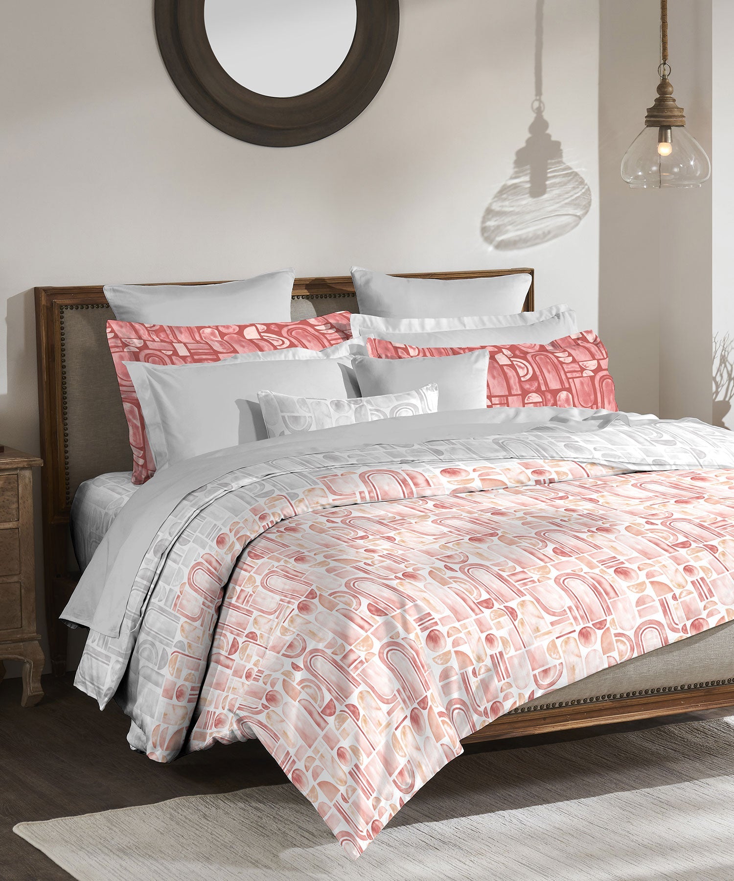 Classic King Bedsheet Set, Coraline Peach|200 TC Cotton| 2 Pillow Covers