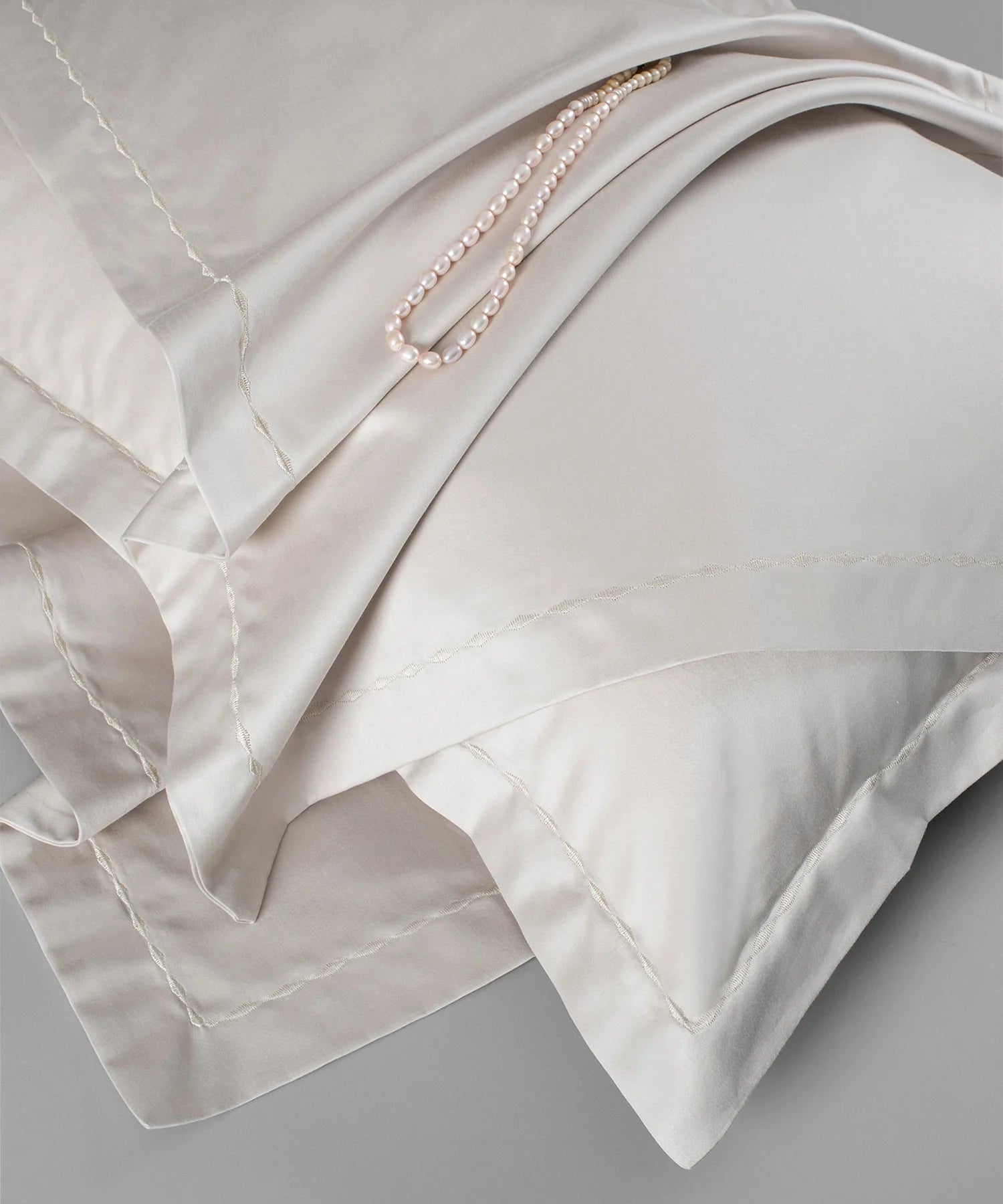 Nectarsoft King Solid Bedsheet Set, Ivory| 600 TC Cotton| 4 Pillow Covers