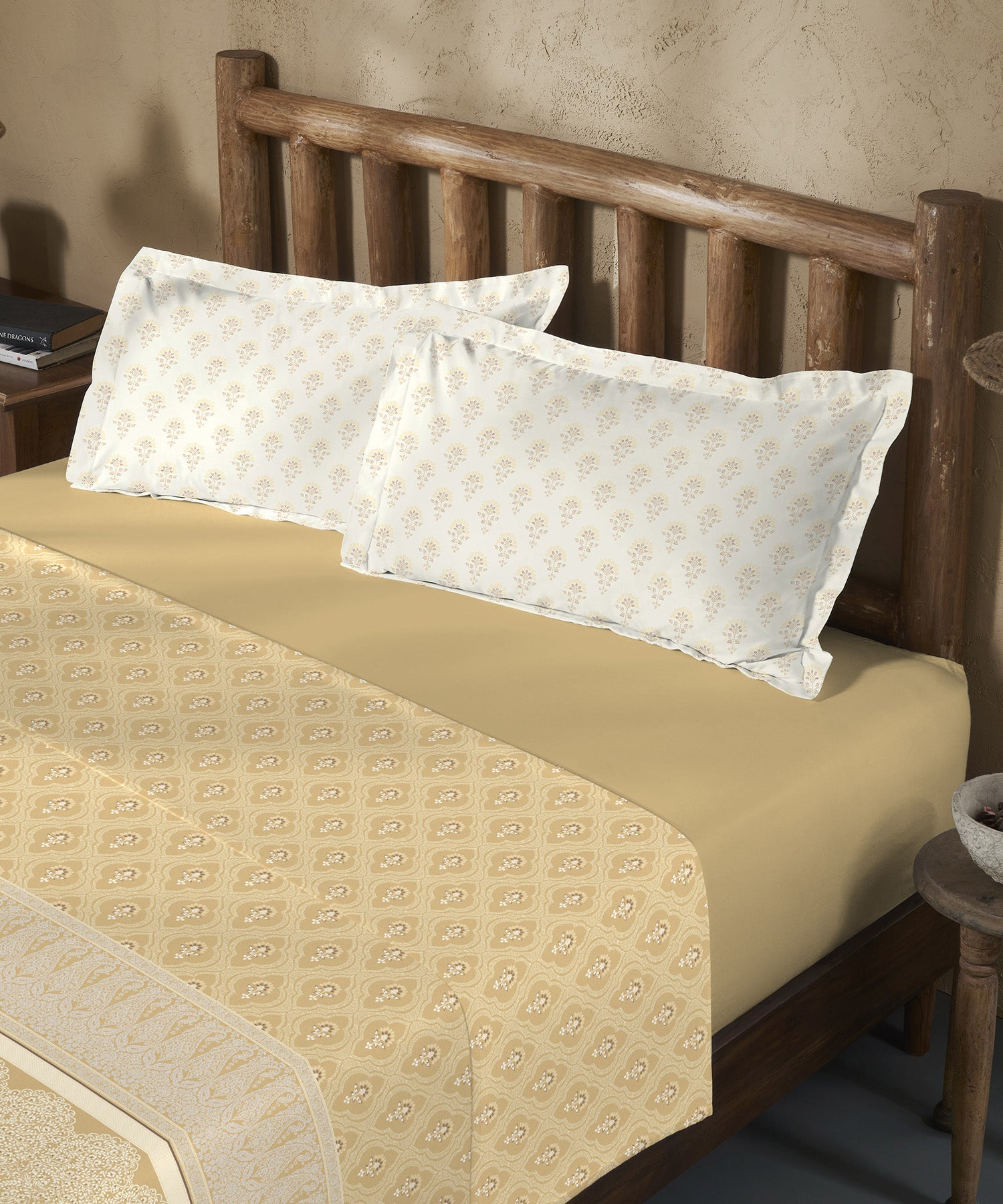 Sanskriti Banarasi Brown King Bedsheet With 2 Pillow Cover, 144Tc, 100% Cotton, Floral, Brown