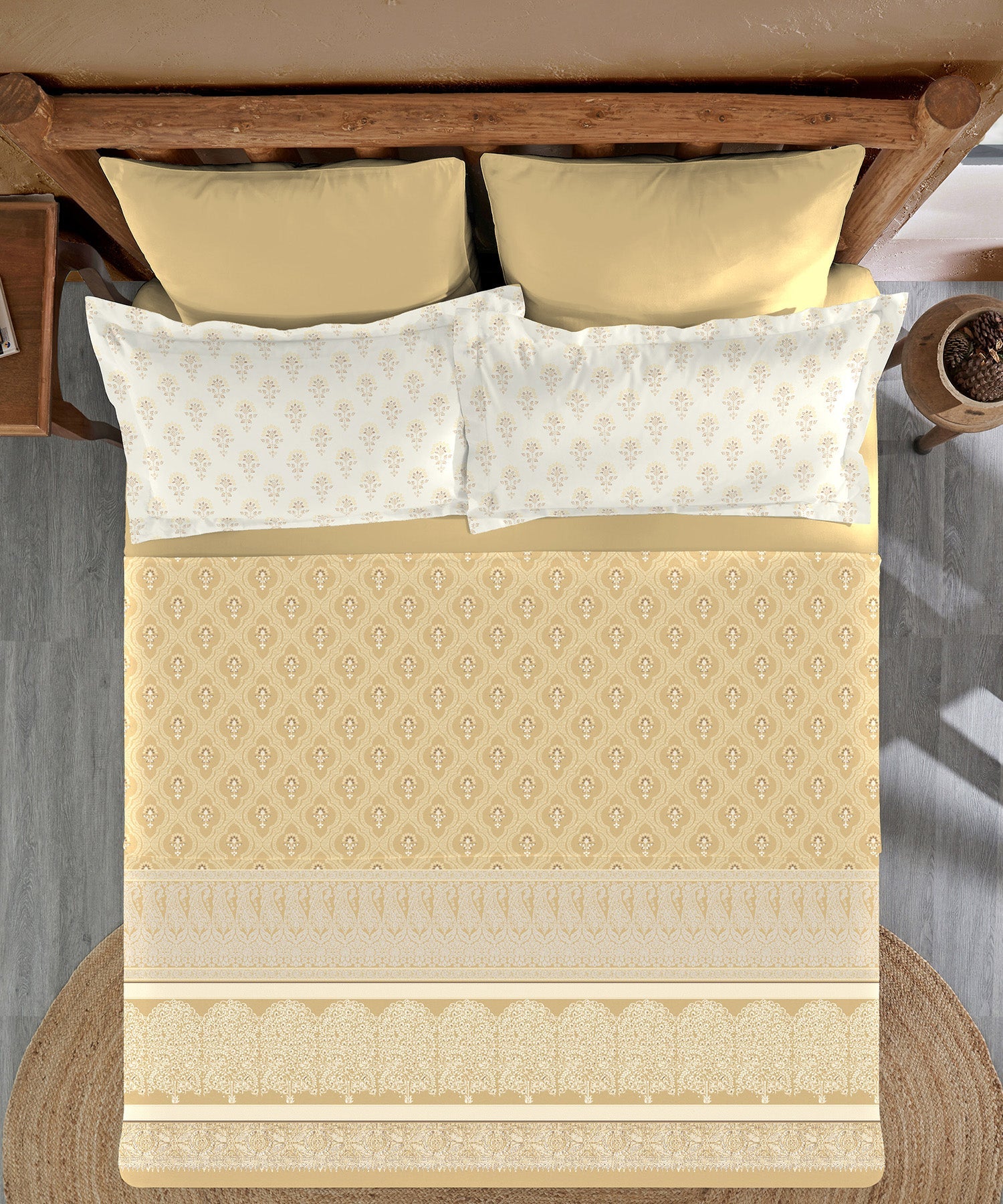 Sanskriti Banarasi Brown King Bedsheet With 2 Pillow Cover, 144Tc, 100% Cotton, Floral, Brown