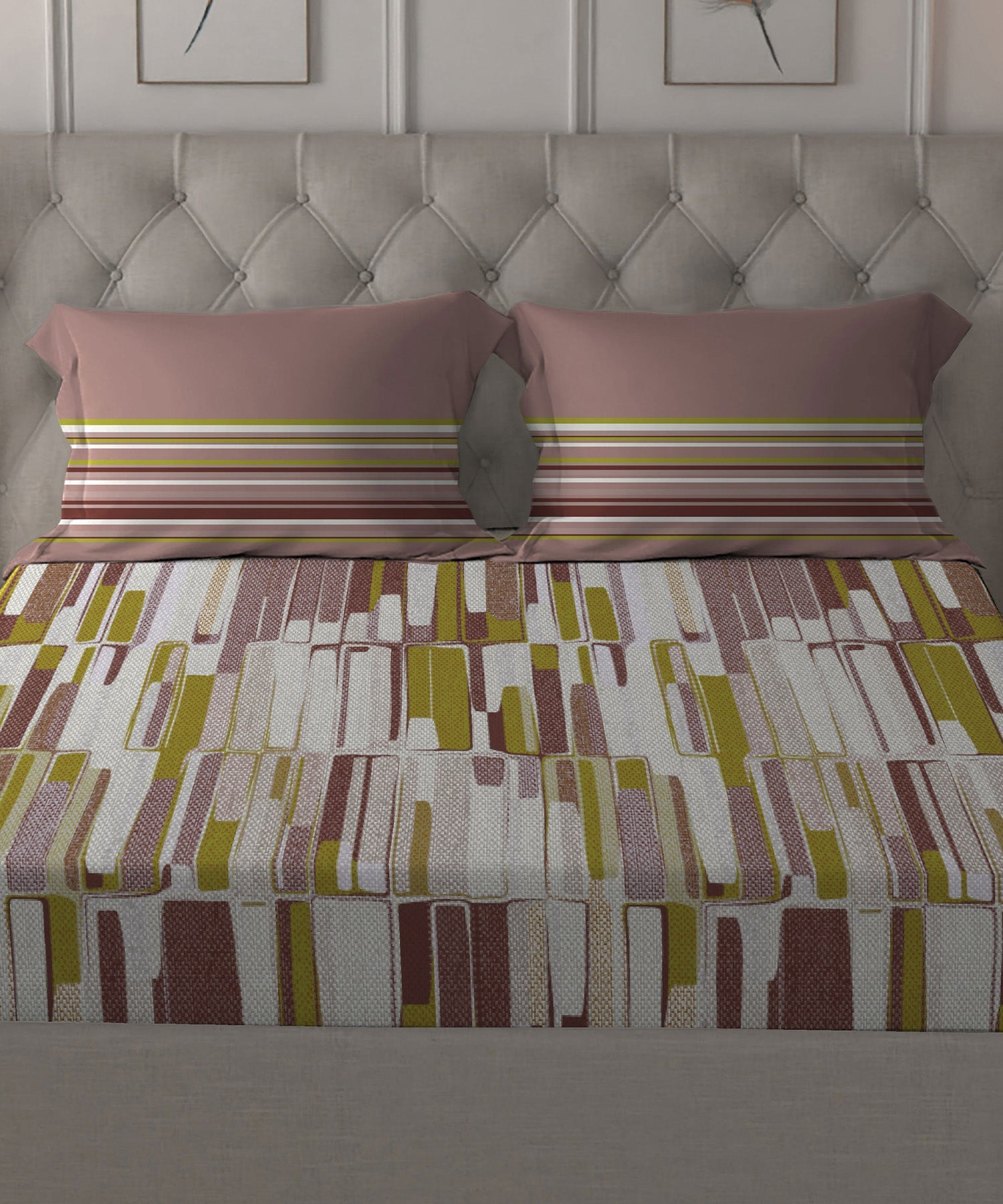 Dusk & Dawn Queen Bedsheet Set, Crossroads Red| 144 TC Cotton|2 Pillow Covers