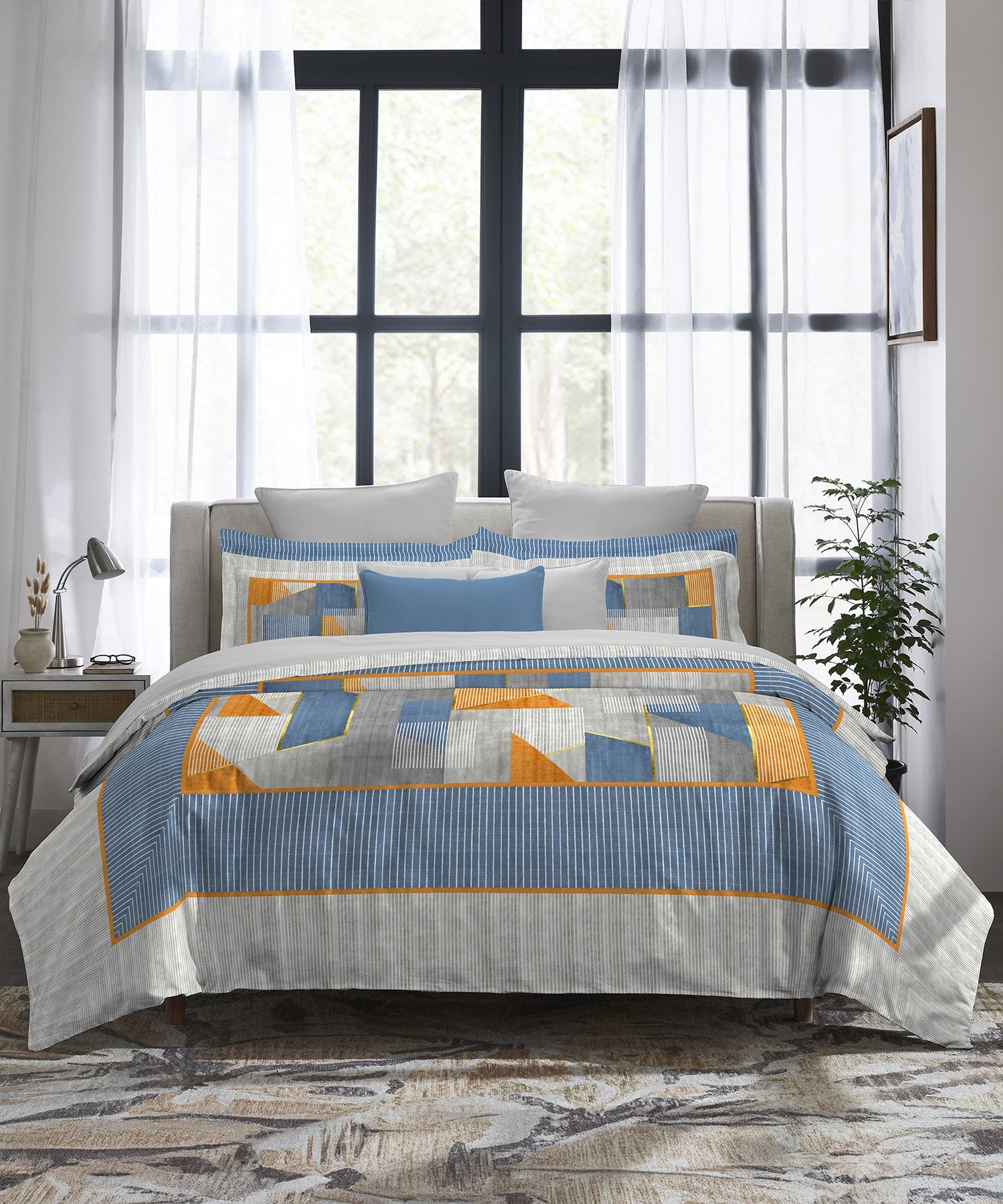 Indulgence Painterly Pattern King Bedsheet Set, Geo-Classical|300 TC Cotton| 4 Pillow Covers