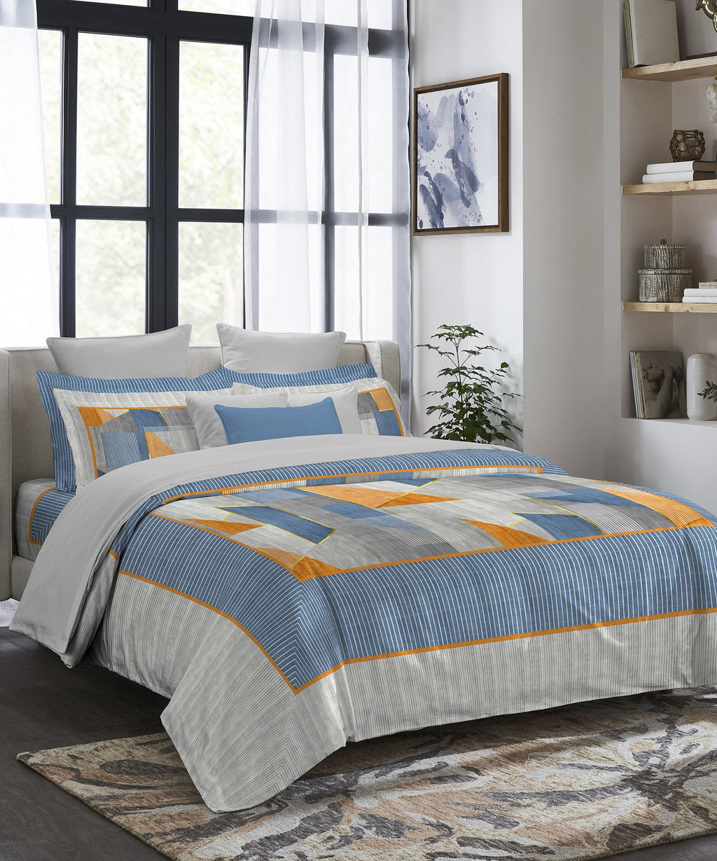 Indulgence Painterly Pattern King Bedsheet Set, Geo-Classical|300 TC Cotton| 4 Pillow Covers