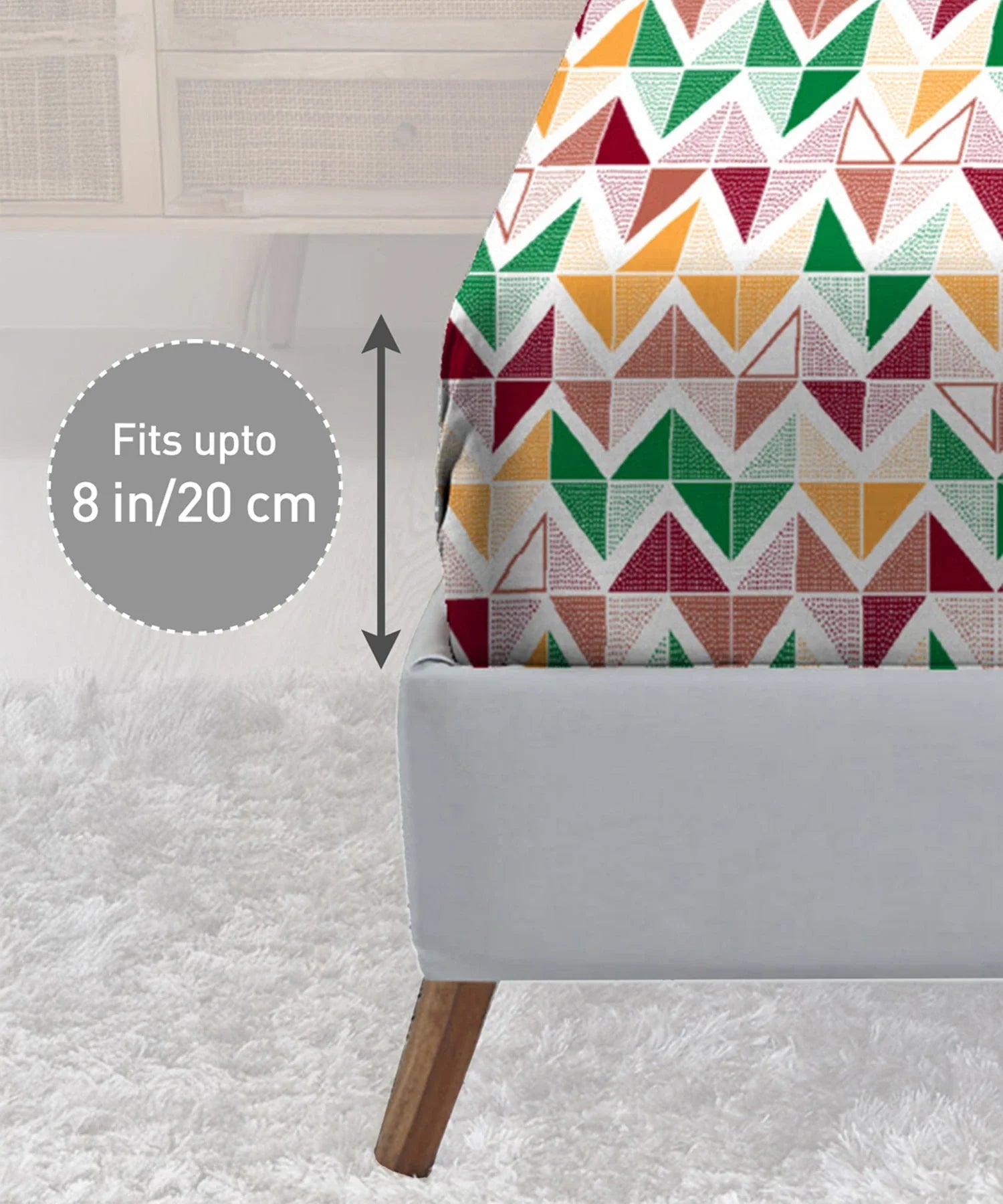 Urban Comfort King Fitted Bedsheet Set, Trippy Triangles Red|144 TC Cotton| 2 Pillow Covers