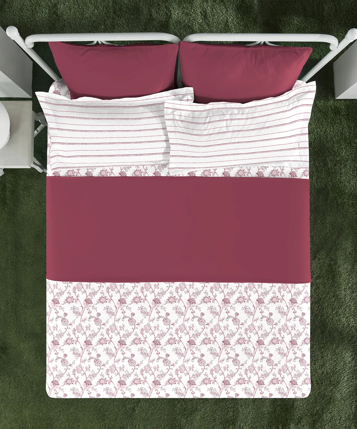 Aroma King Bedsheet Set, Strawberry Botanic Muse|180 TC Cotton|2 Pillow Covers