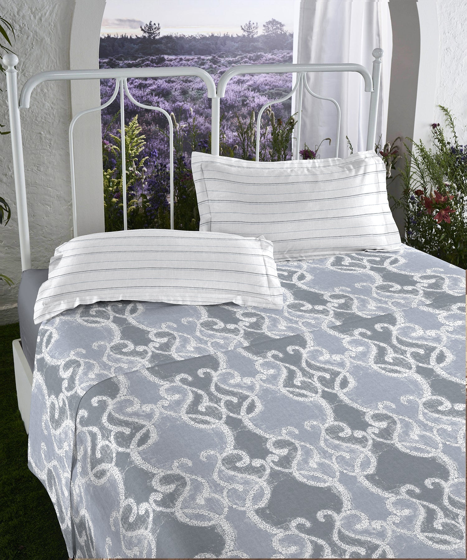 Aroma King Bedsheet Set, Lily Blush|180 TC Cotton|2 Pillow Covers