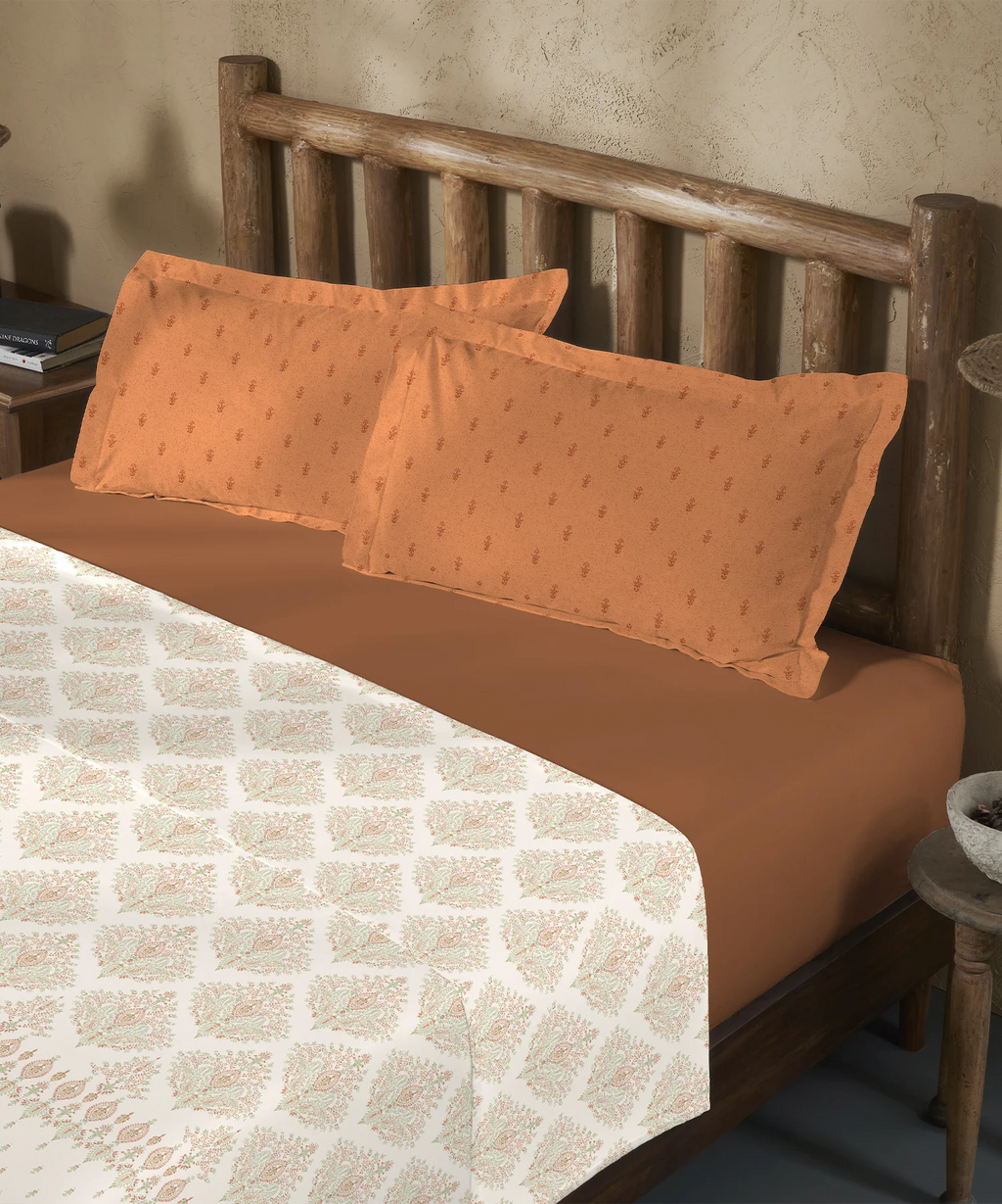 Sanskriti King Bedsheet Gift Set, Kantha Orange| 180 TC Cotton| 2 Pillow Covers