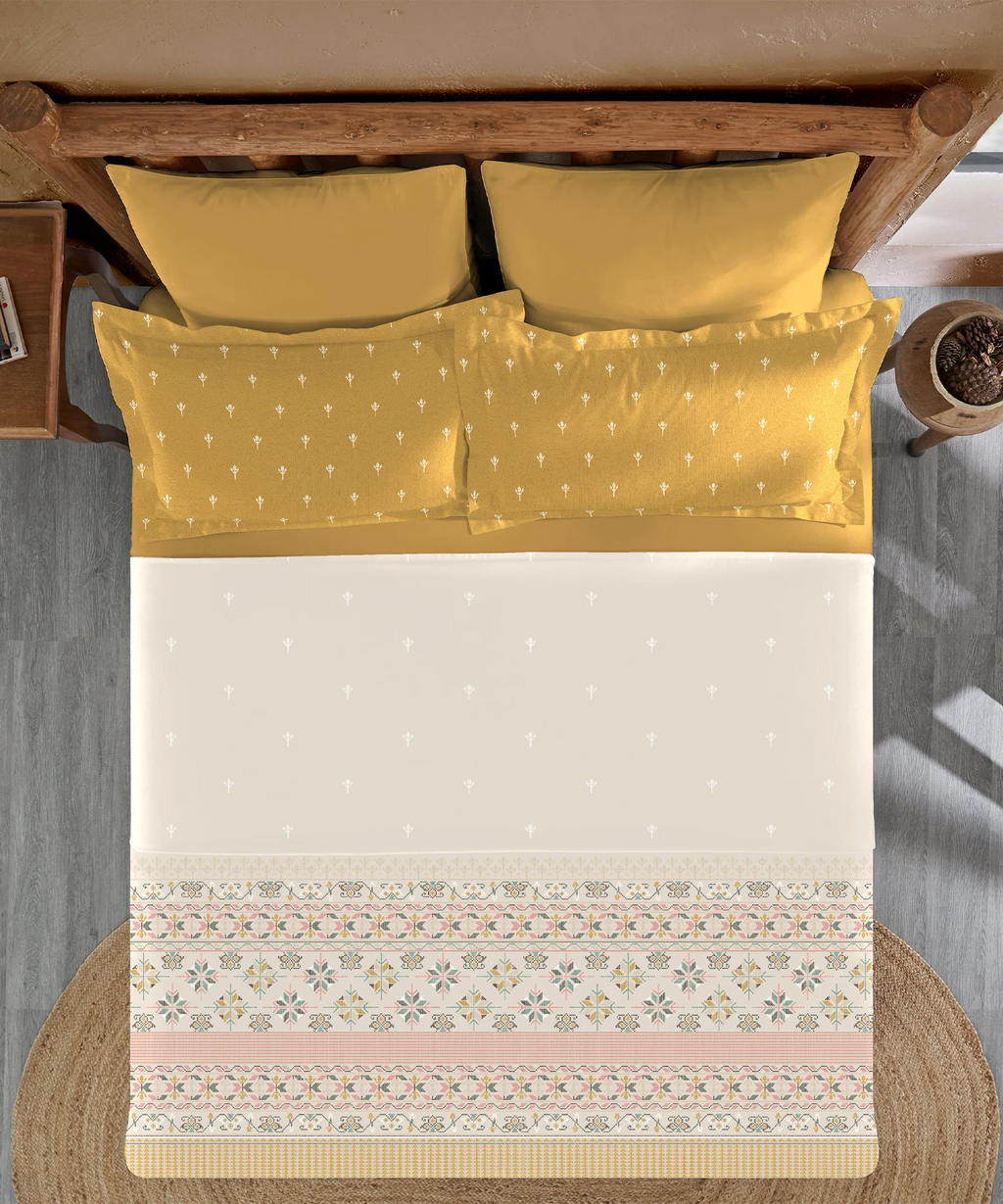 Sanskriti King Bedsheet Gift Set, Kasuti Turmeric | 180 TC Cotton| 2 Pillow Covers