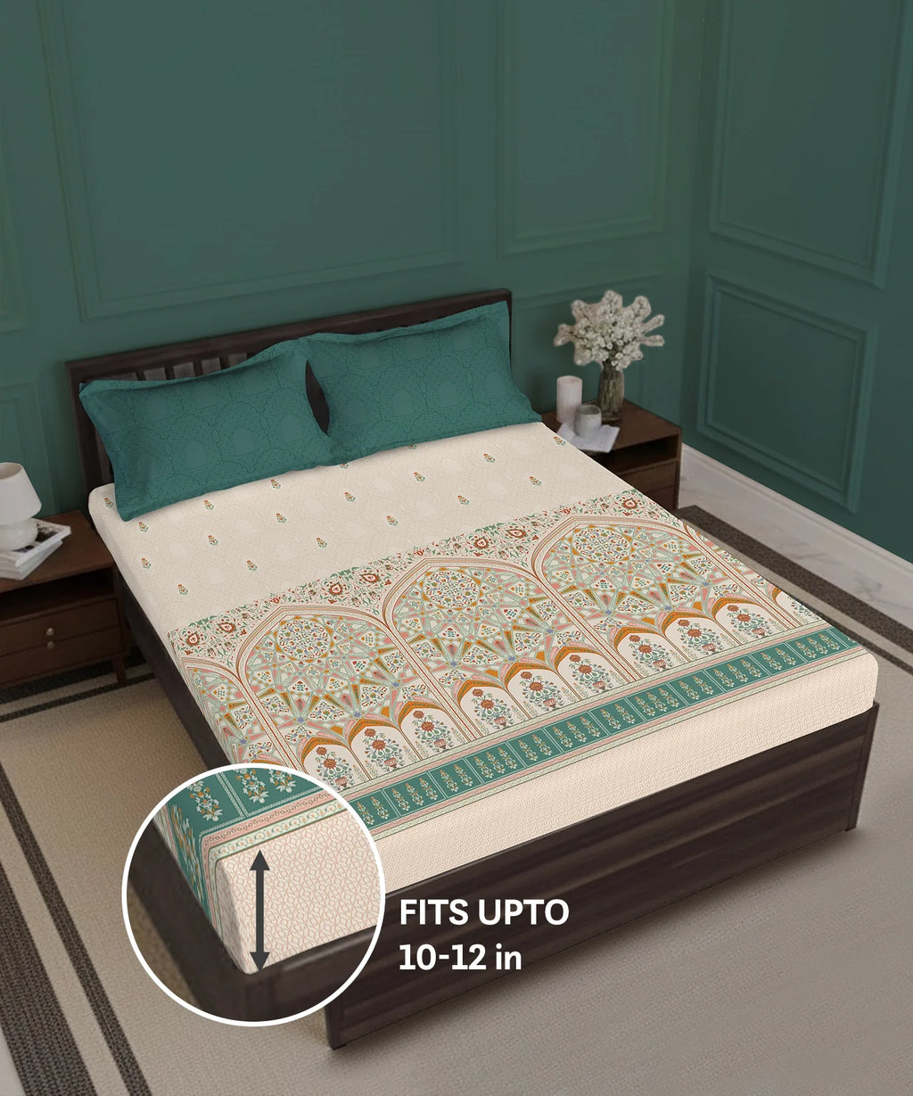 Gates Around The Globe King Fitted Bedsheet Set, Arqadia| 180 TC Cotton| 2 Pillow Covers