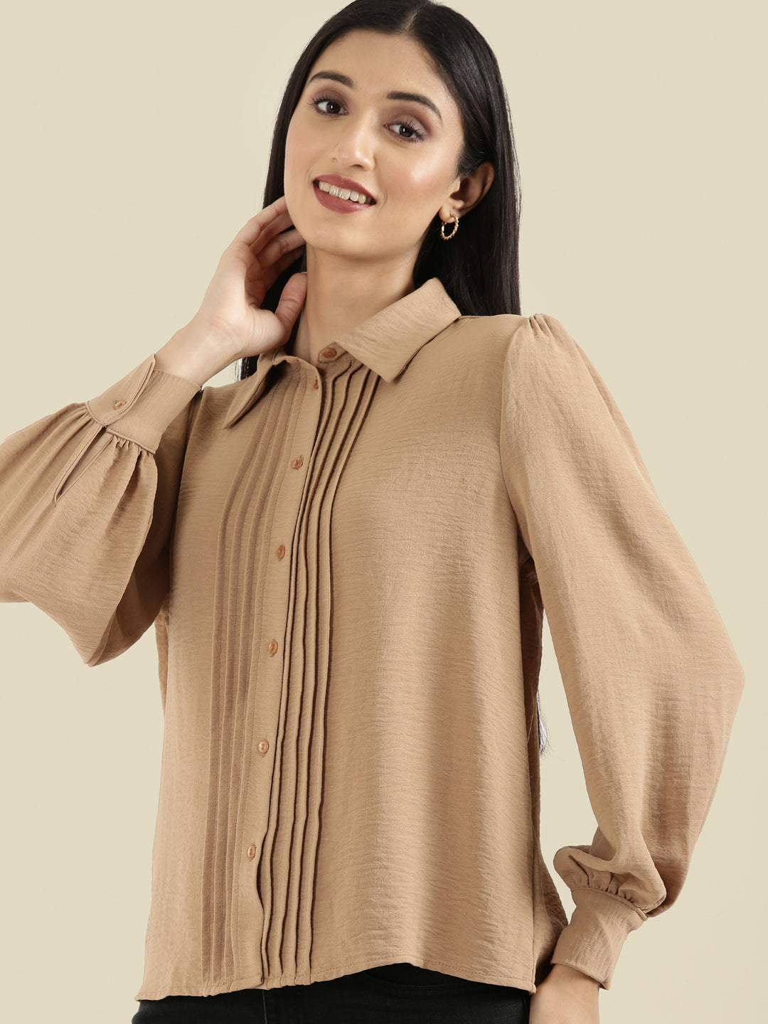 Hammered Classic Collar Pintuck Shirt