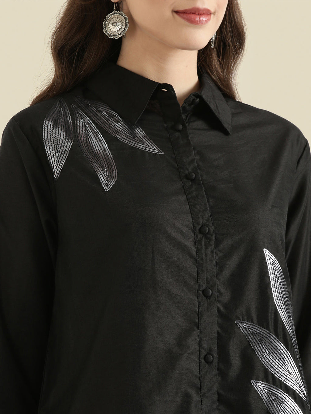 Viscose Sequin Embroidery Classic Collar Blouse
