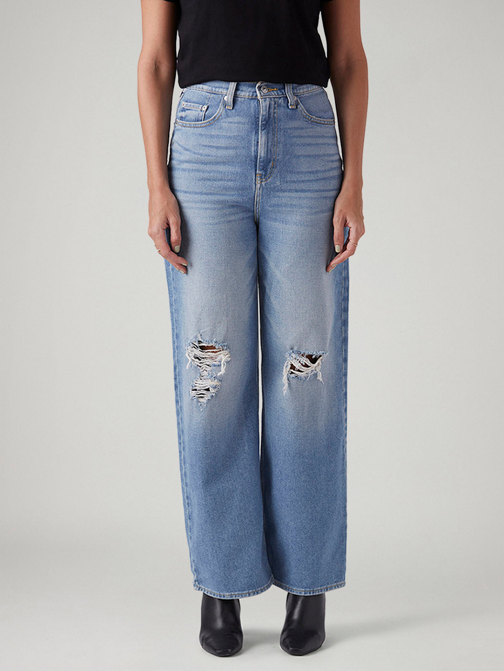 Women's Light Blue Loose Fit High Rise Jeans