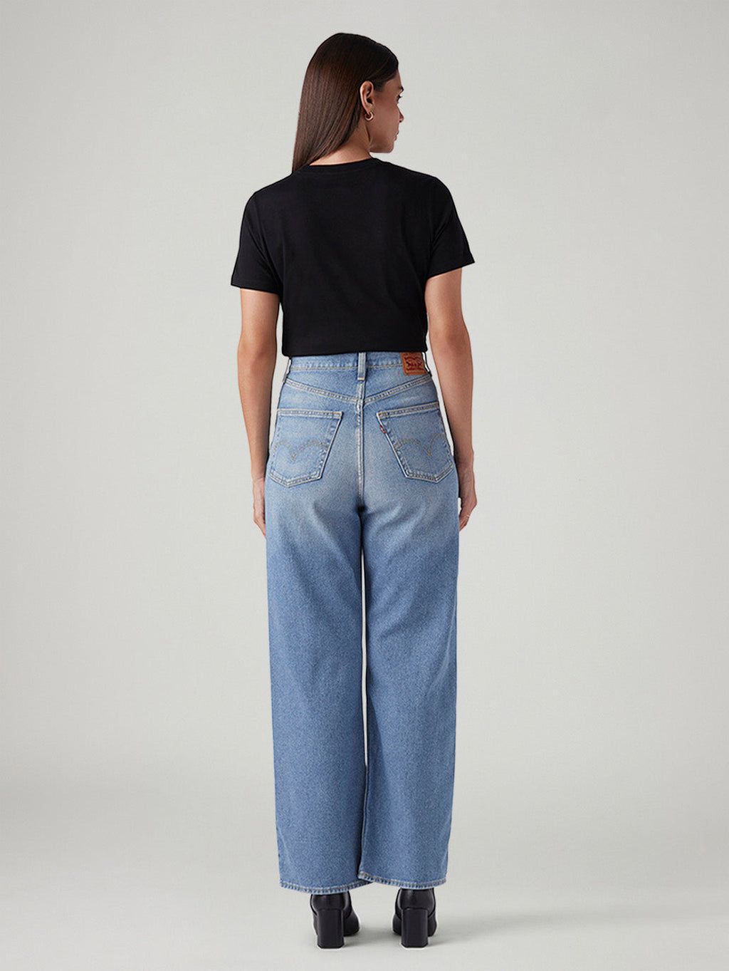 Women's Light Blue Loose Fit High Rise Jeans