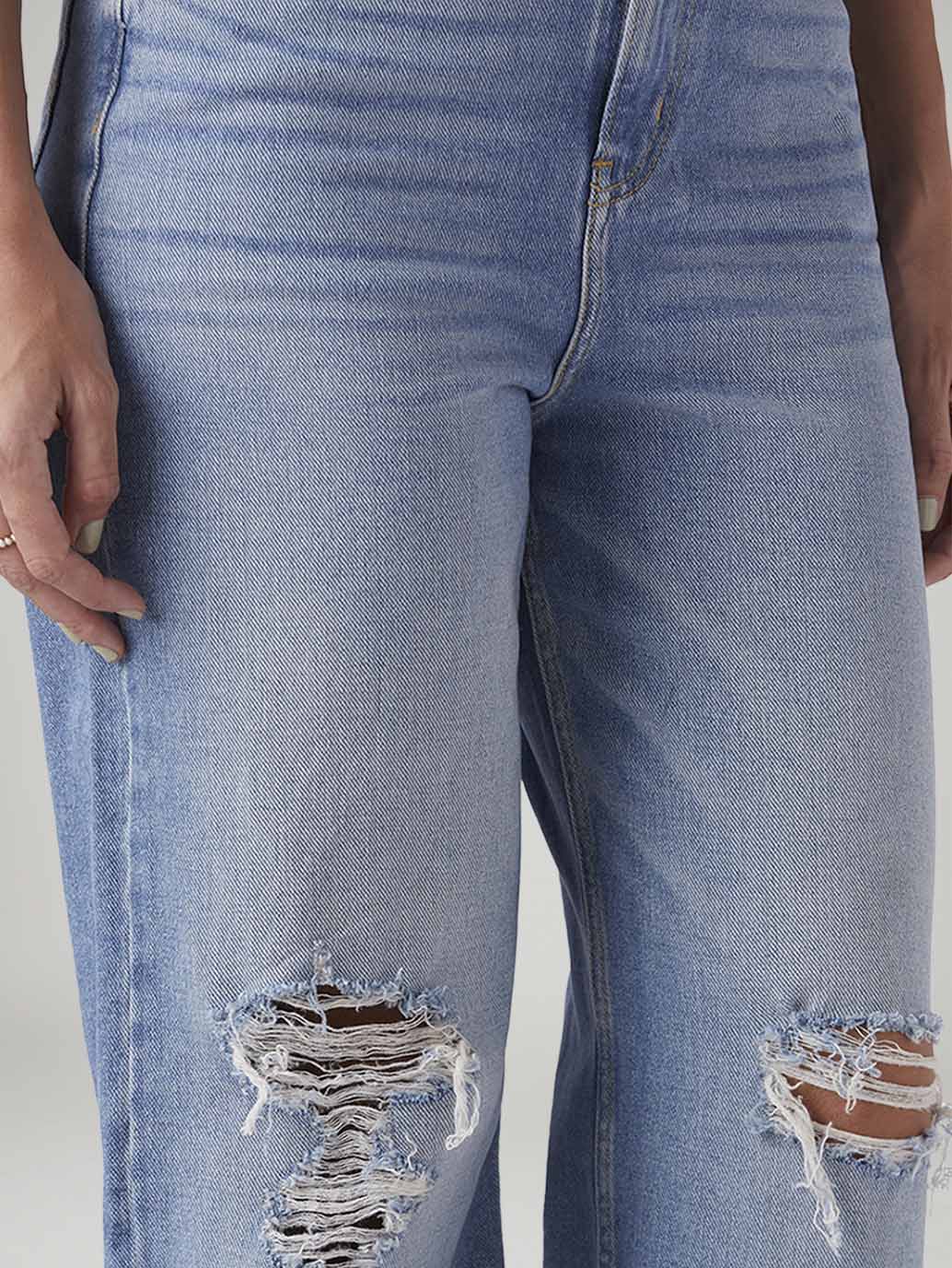 Women's Light Blue Loose Fit High Rise Jeans