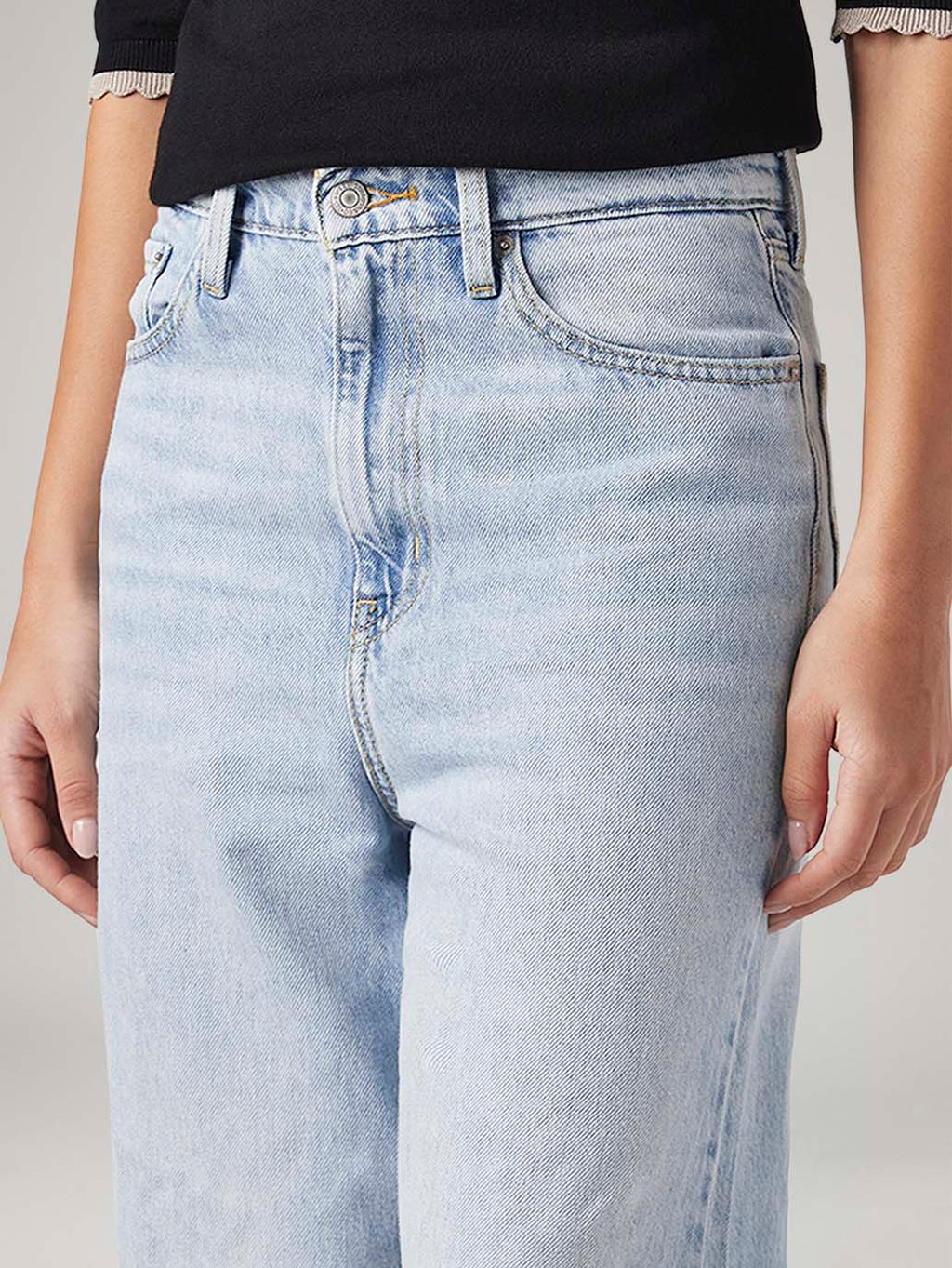 Women's Light Blue Loose Fit High Rise Jeans