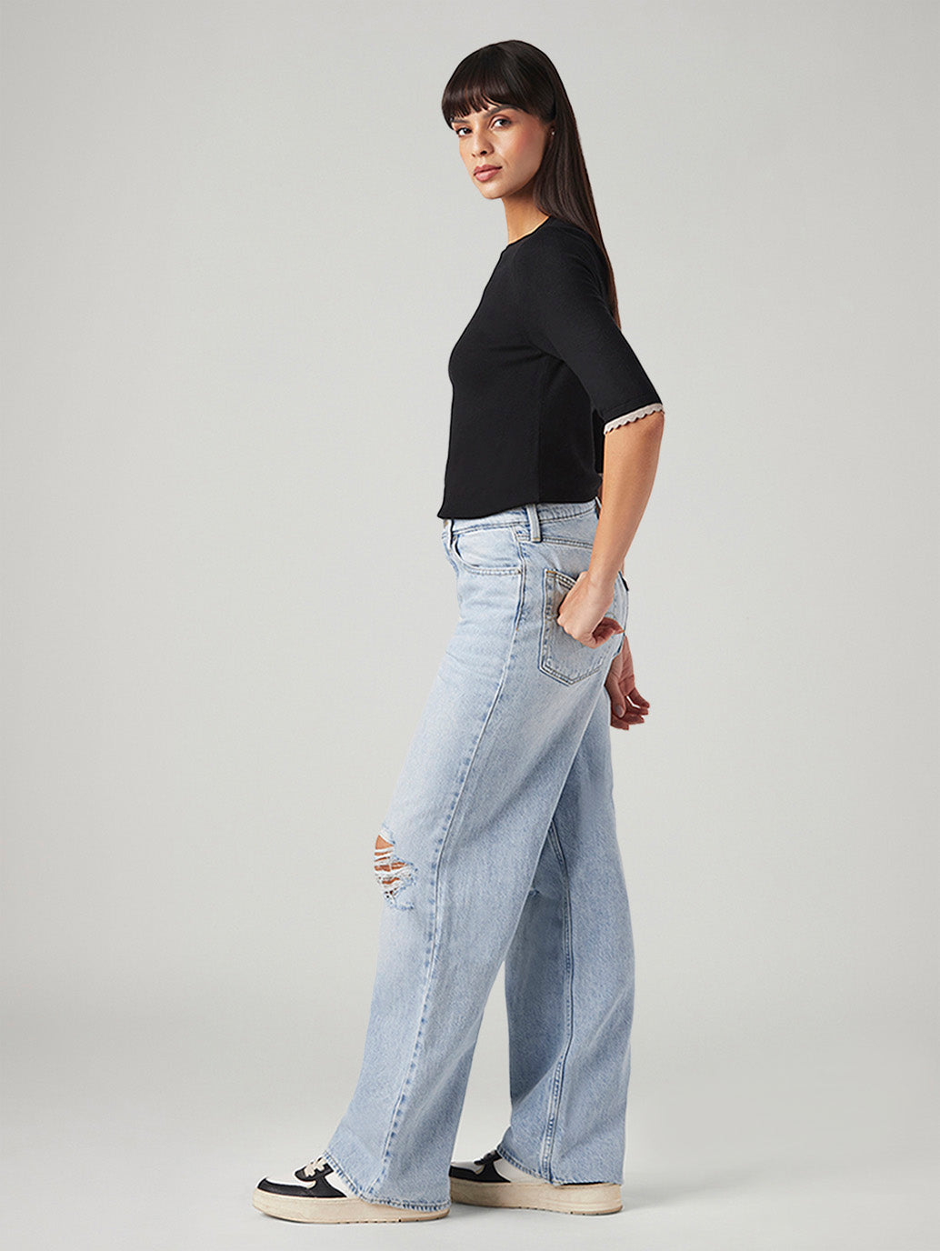 Women's Light Blue Loose Fit High Rise Jeans