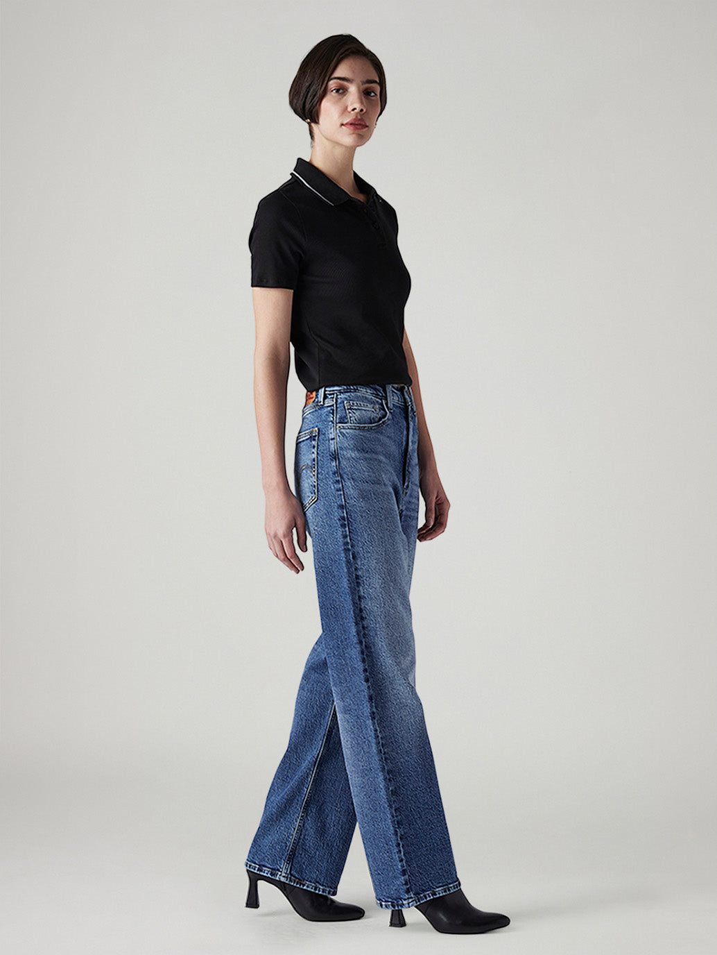 Women's Med Indigo Loose Fit High Rise Jeans