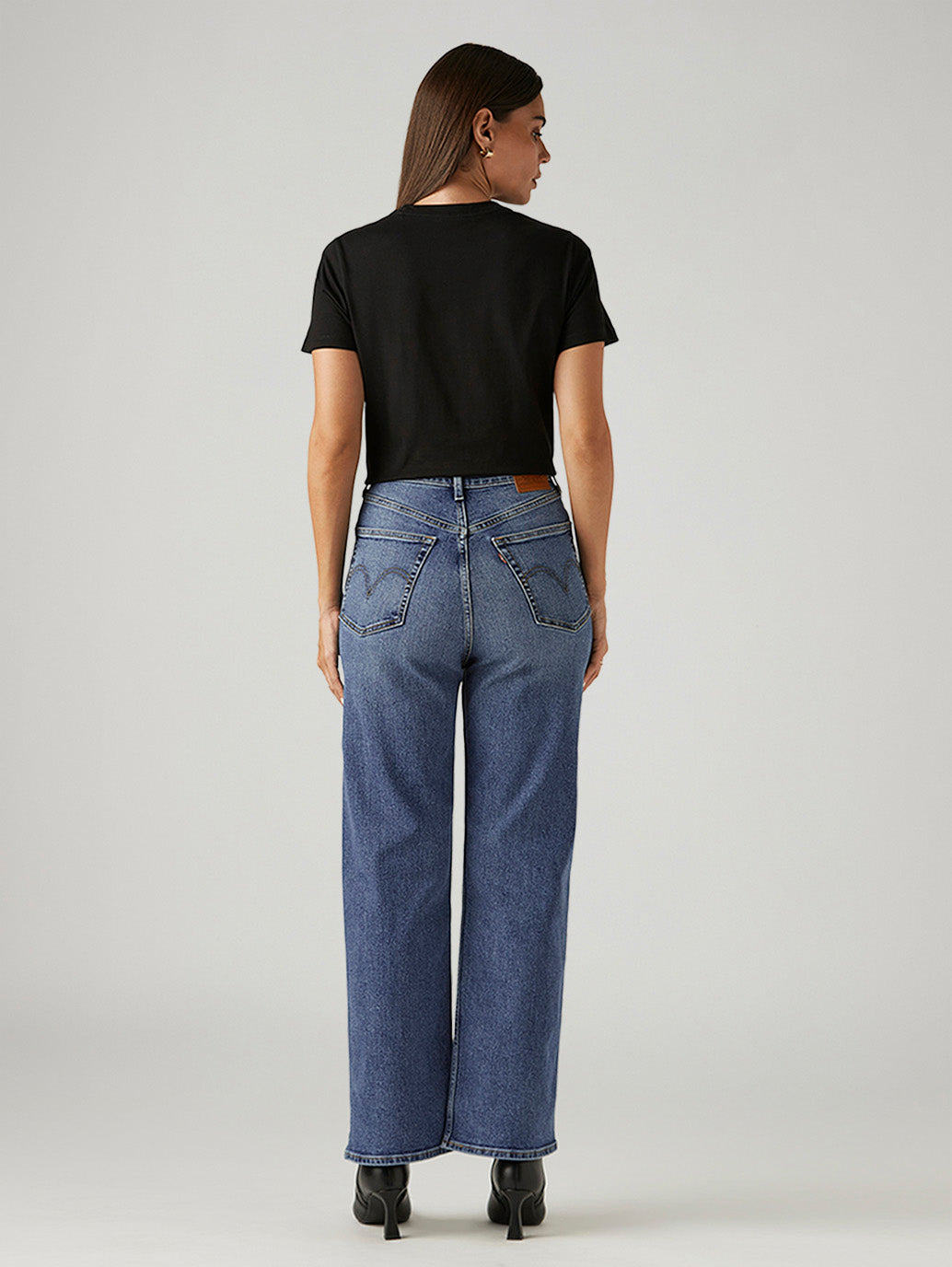 Women's Med Indigo Loose Fit High Rise Jeans
