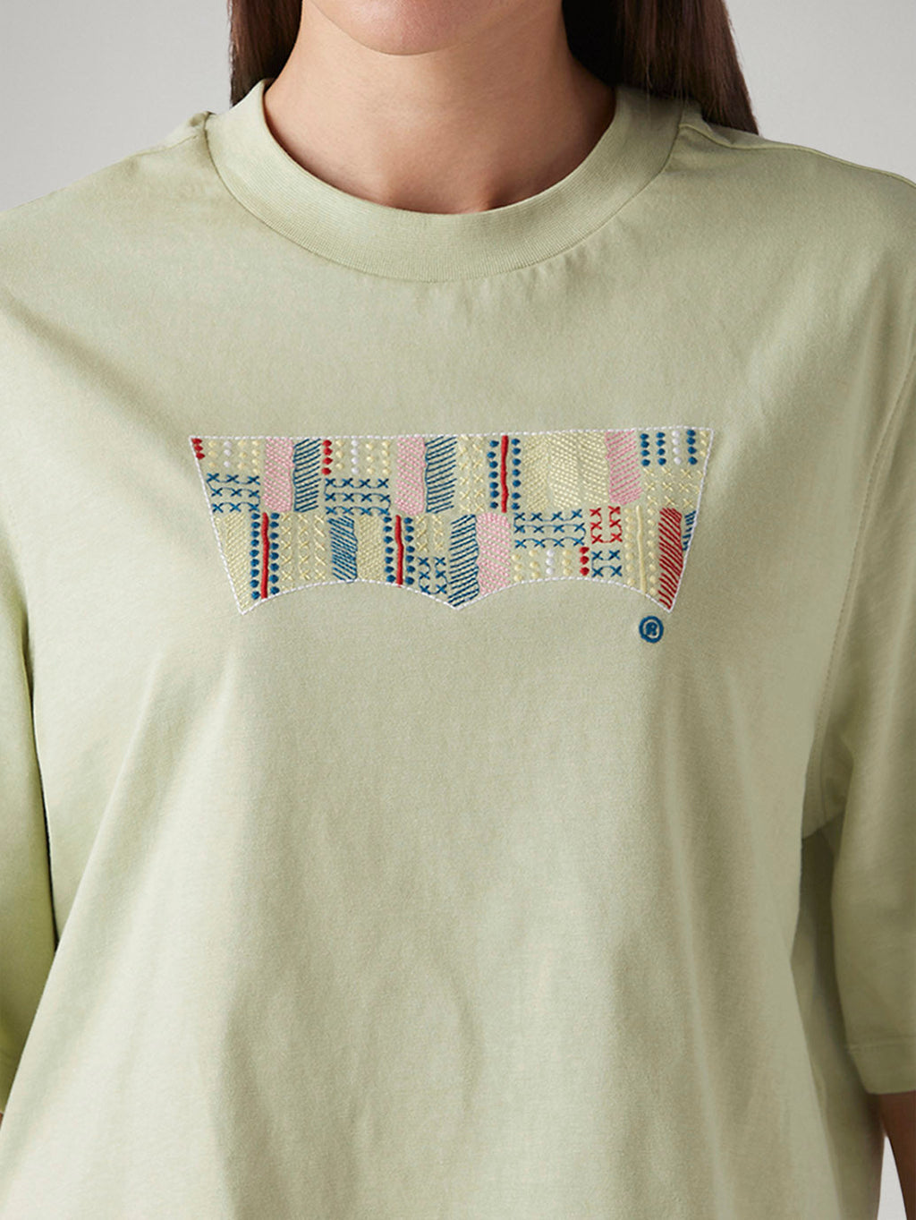 Women's Embroidered Relaxed Fit Embroidery T-Shirt
