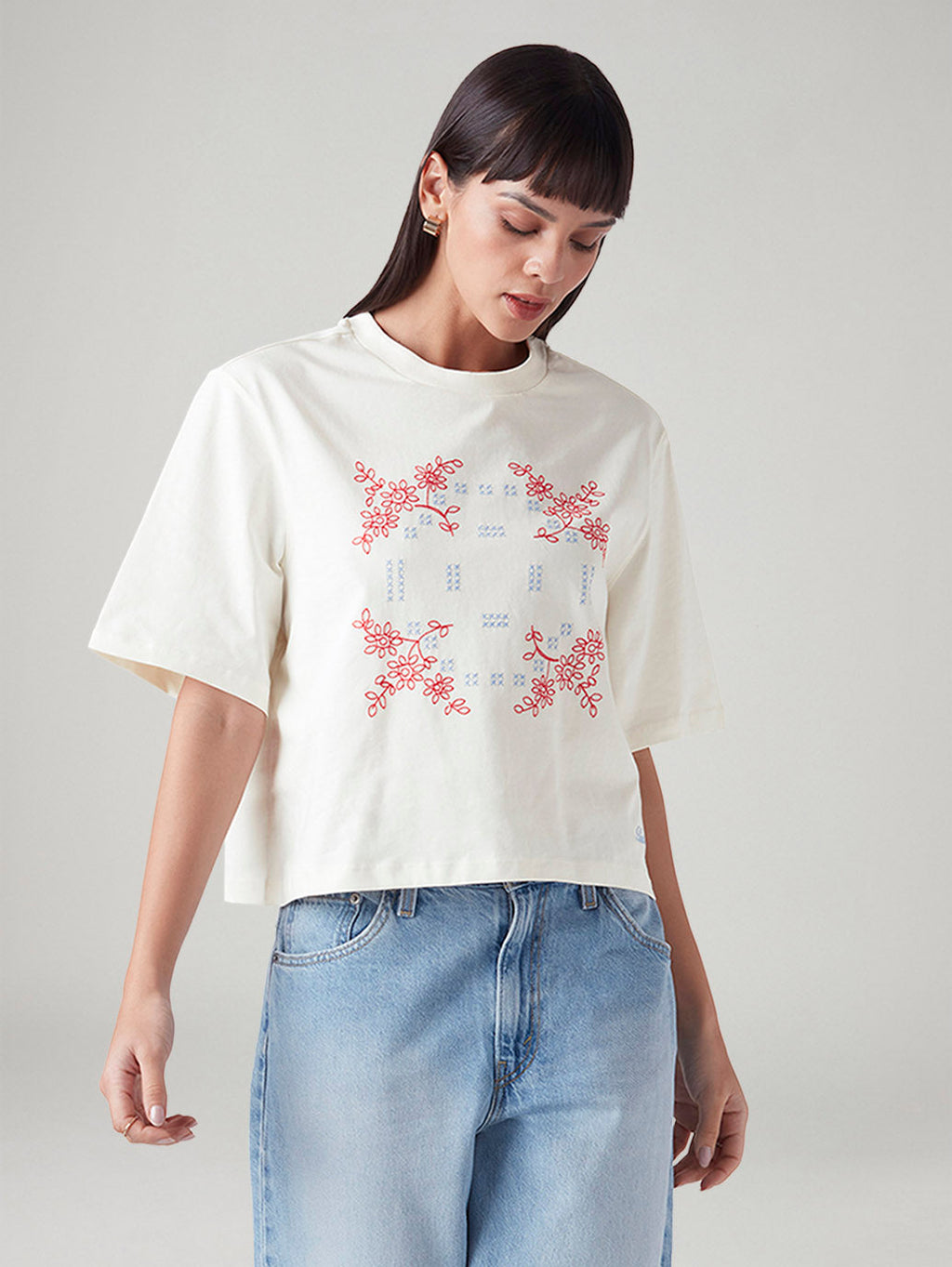 Women's Embroidered Relaxed Fit T-Shirt