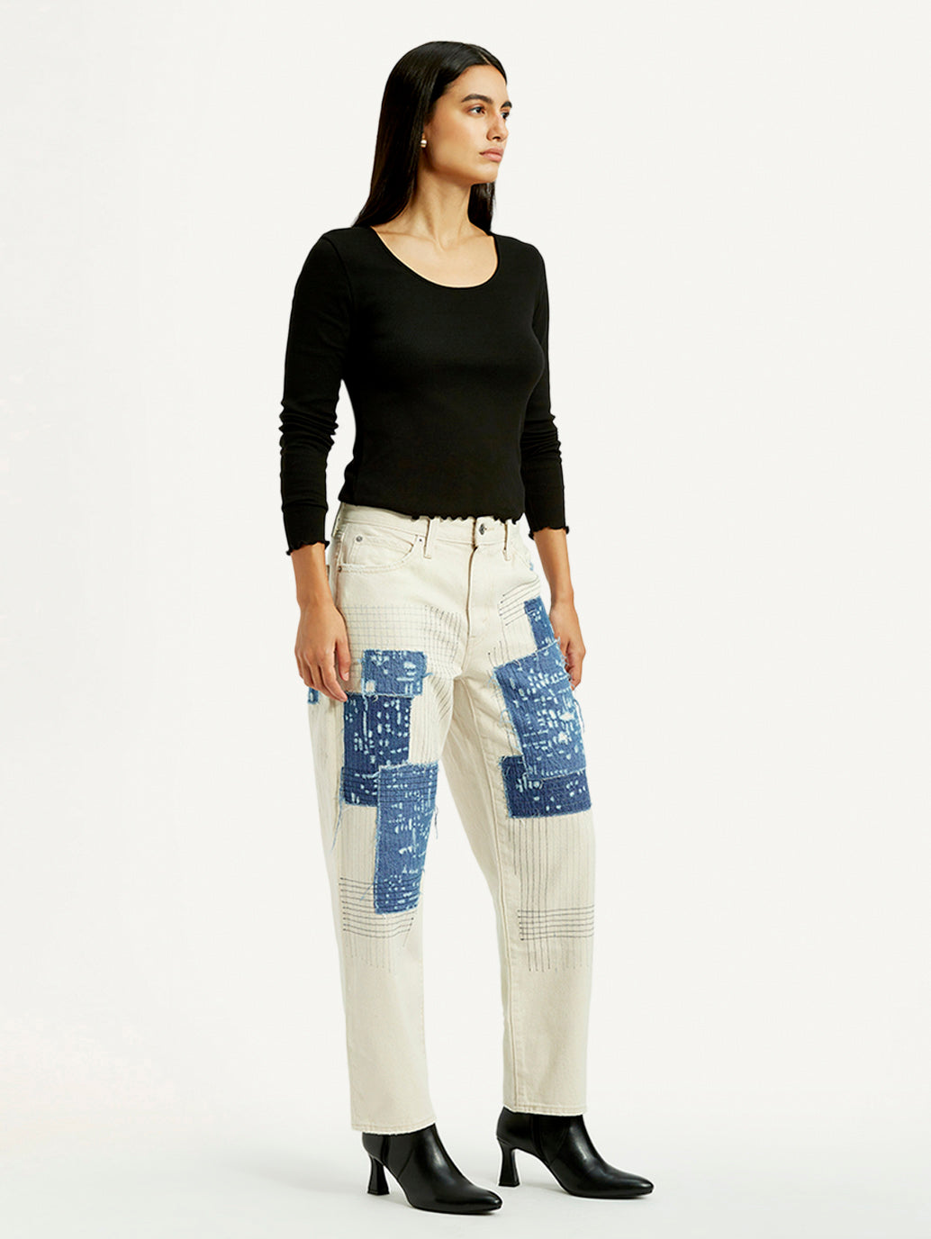 Women's Cream Baggy Fit Mid Rise Jeans
