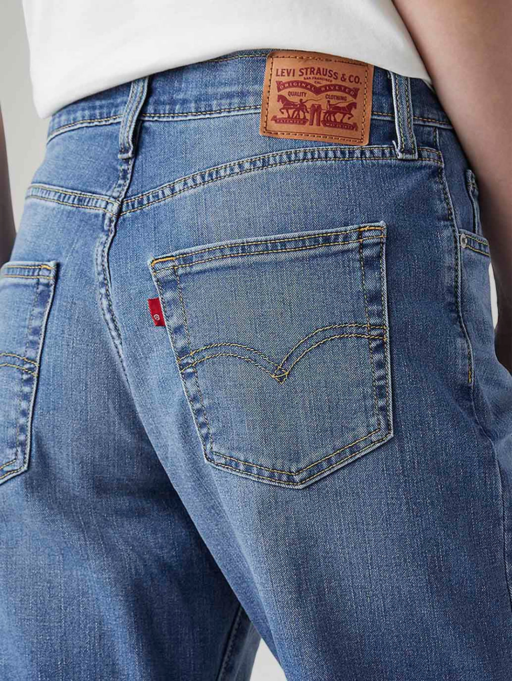 Women's 94 Med Indigo Baggy Fit High Rise Jeans