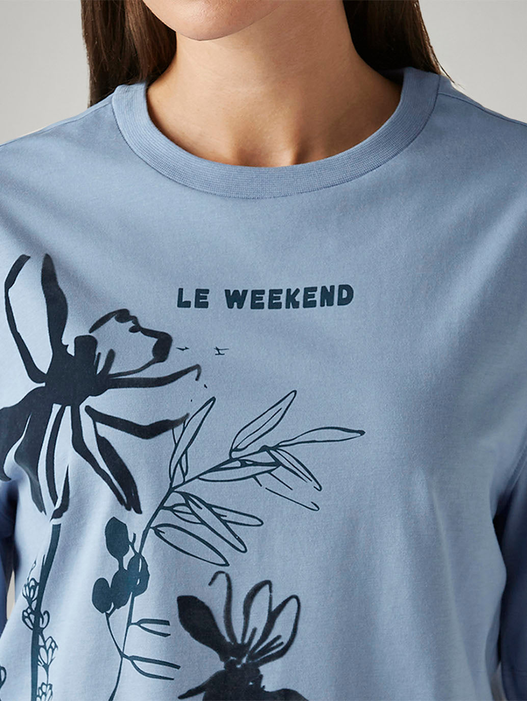 Women's Floral Light Blue Relaxed Fit T-shirt