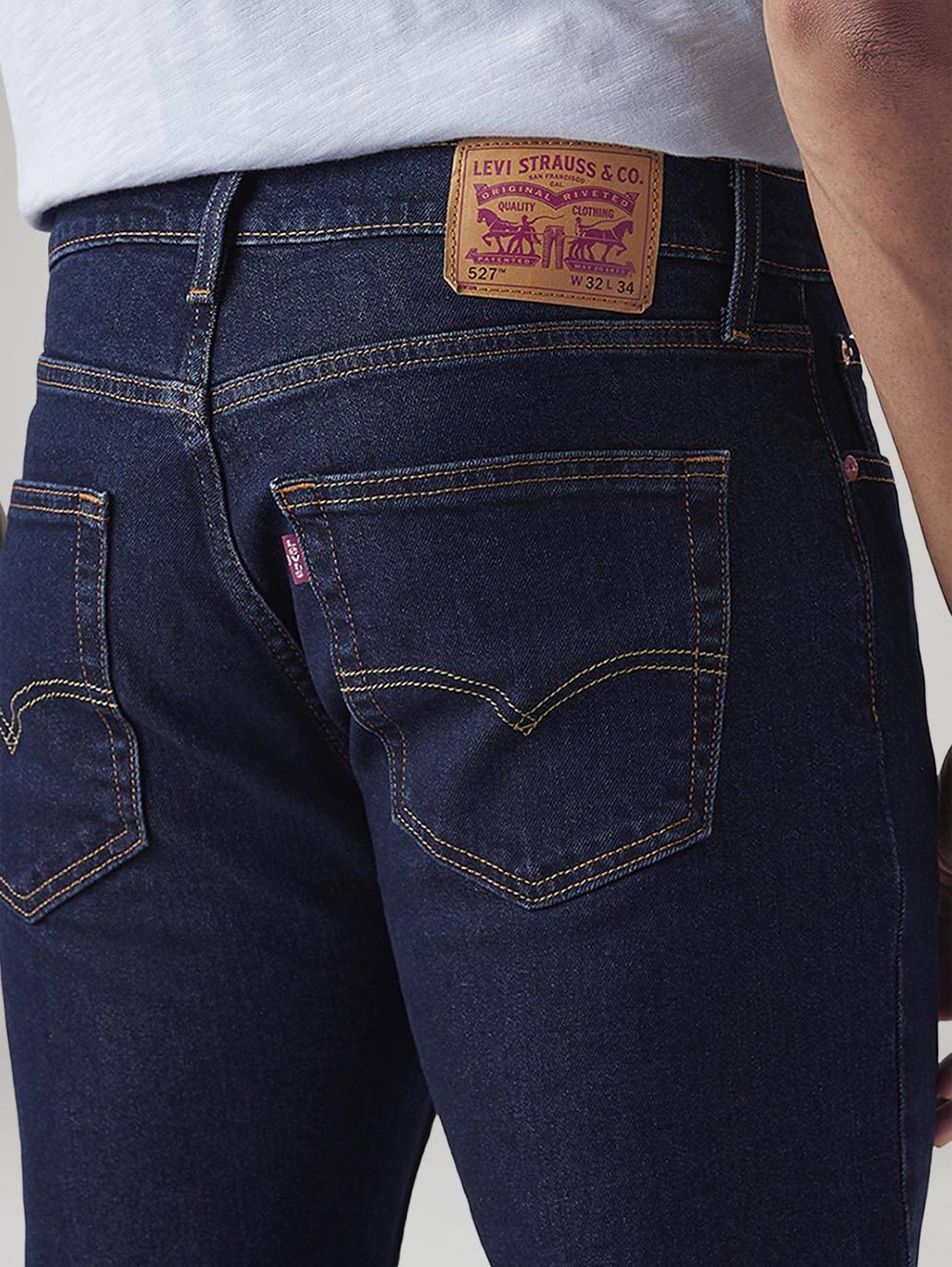Men's 527 Dark Blue Bootcut Fit Mid Rise Jeans