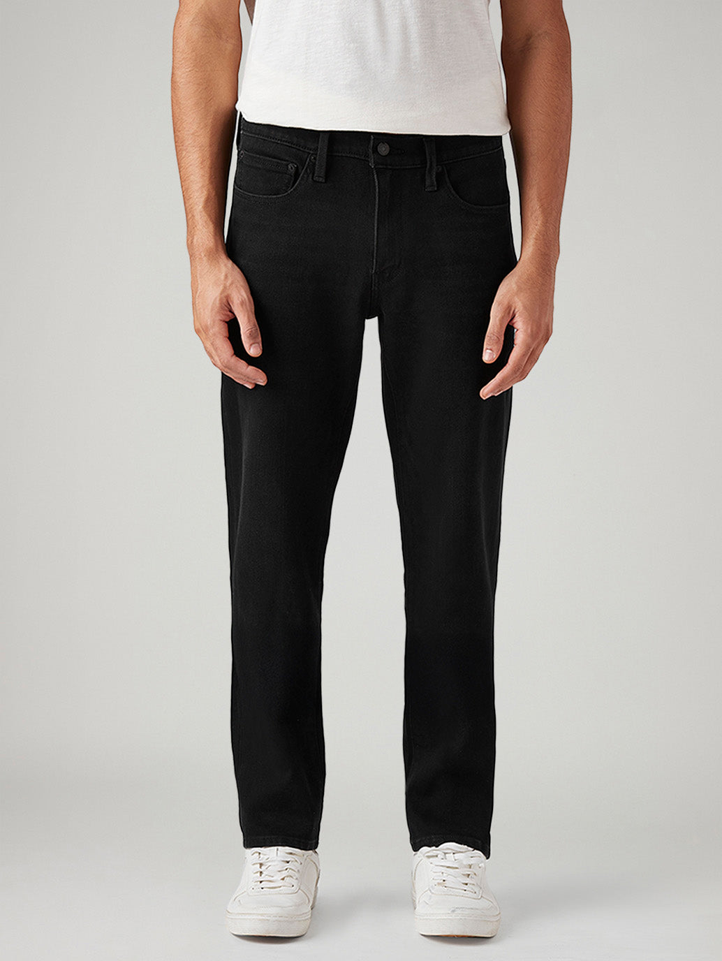 Men's 541 Black Athletic Tapered Fit Mid Rise Jeans
