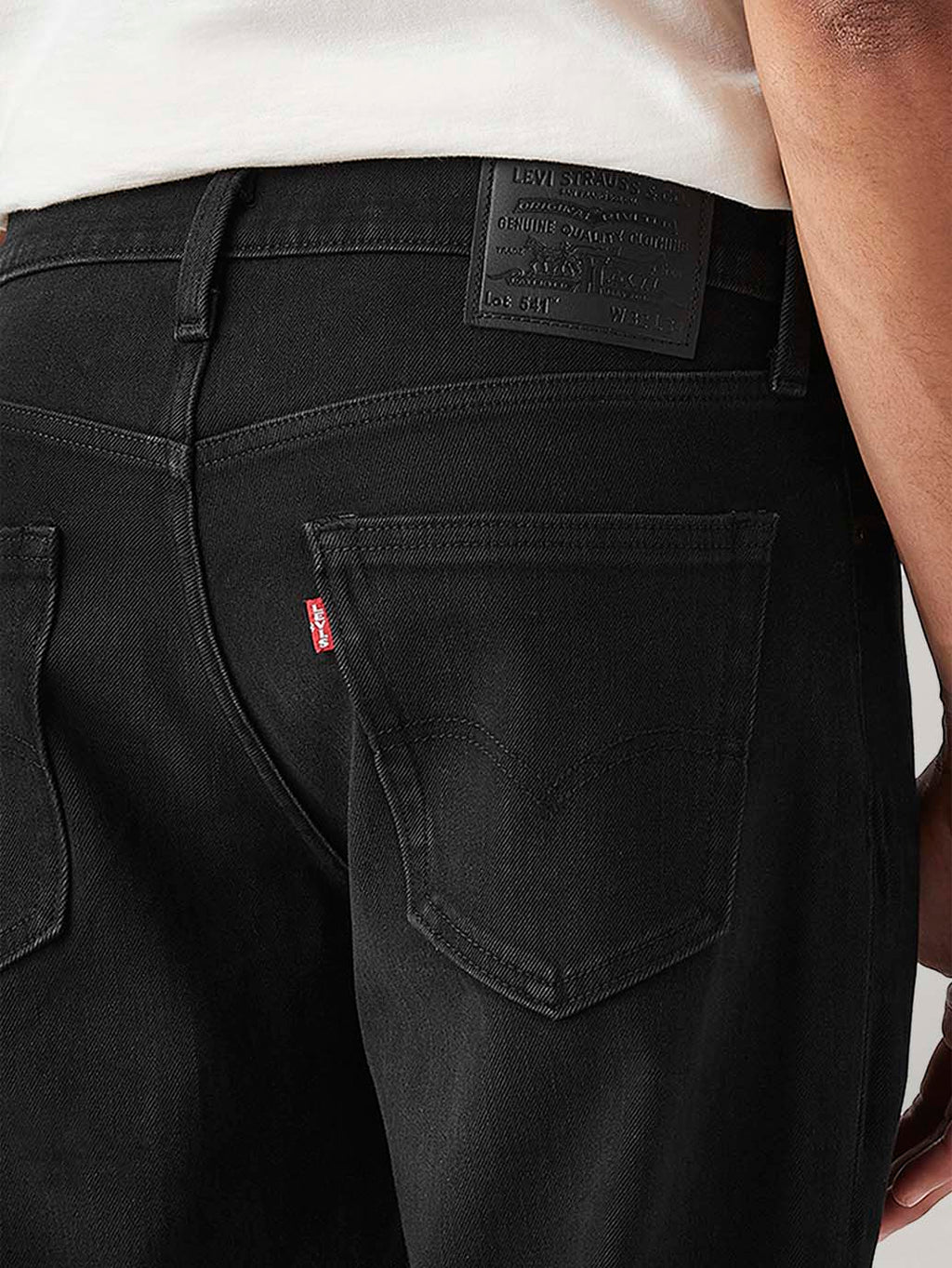 Men's 541 Black Athletic Tapered Fit Mid Rise Jeans