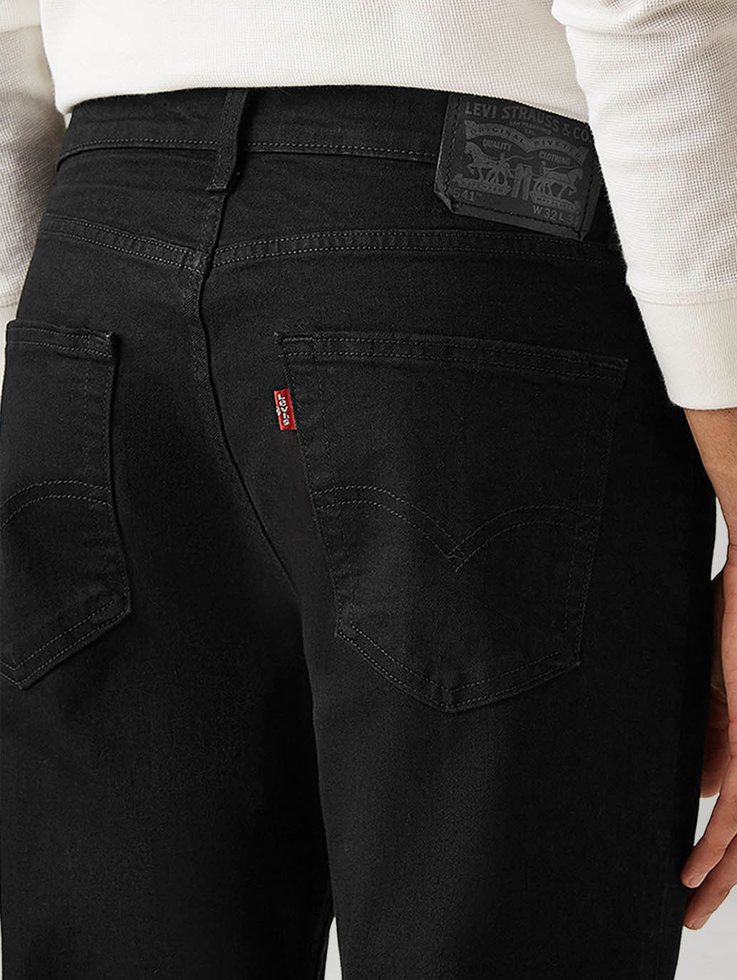 Men's 541 Black Athletic Tapered Fit Mid Rise Jeans