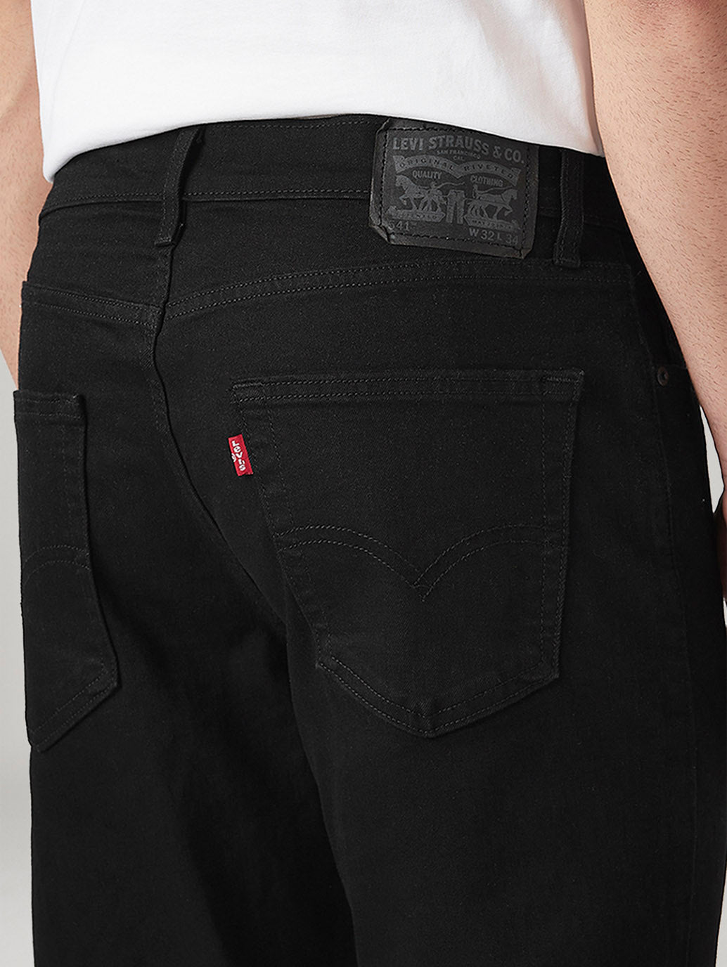 Mens 541 Mid Rise Athletic Tapered Fit Cotton Stretch Blend Jeans