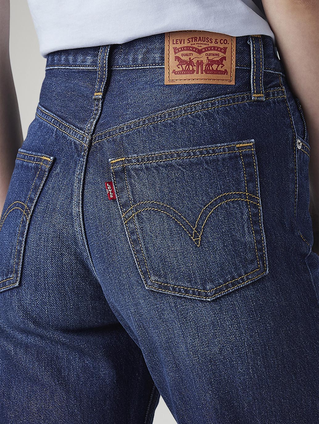 Women's Dark Indigo Ribcage Straight Fit High Rise Jeans