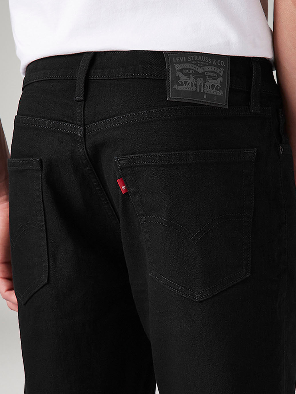 Men's 541 Black Athletic Tapered Fit Mid Rise Shorts