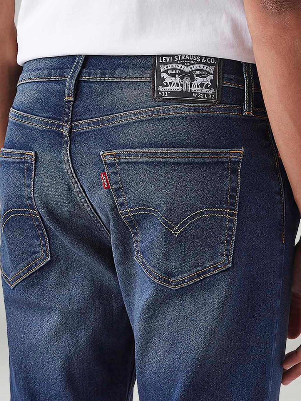 Men's 511 Dark Blue Slim Fit Mid Rise Tinted Jeans